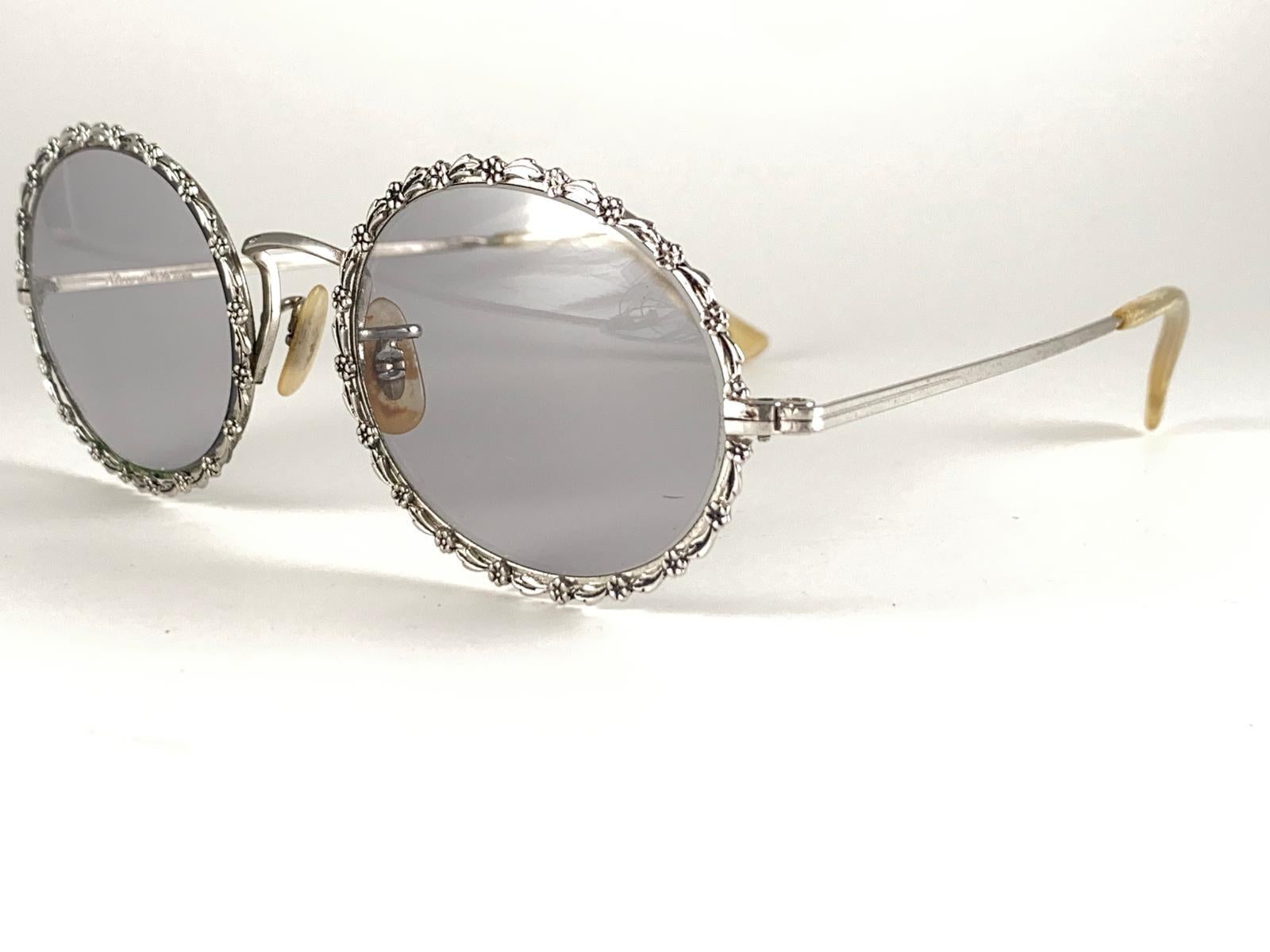 Gray Ultra Rare 1950's Midcentury Shuron Accented Frame Archive Usa Sunglasses For Sale