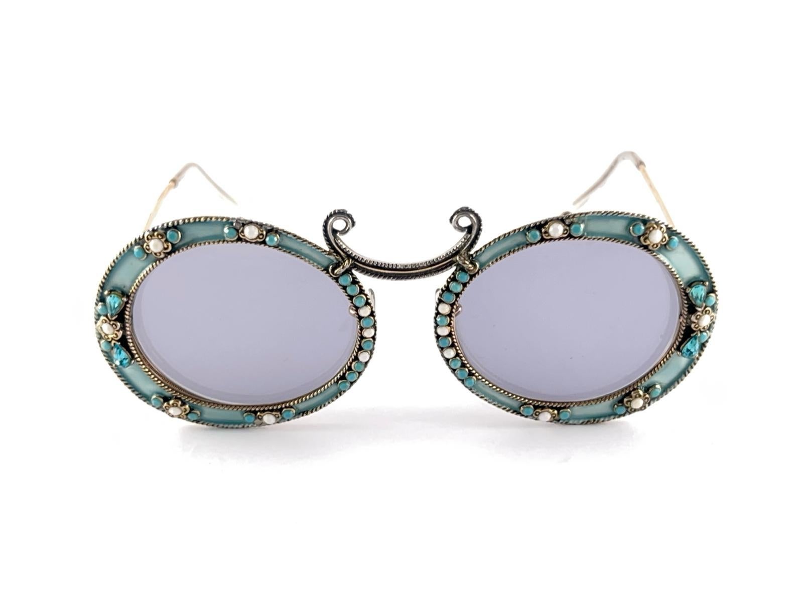 Ultra Rare 1960 Christian Dior Enamel Jewelled by Tura Collector Item Sunglasses In Excellent Condition For Sale In Baleares, Baleares