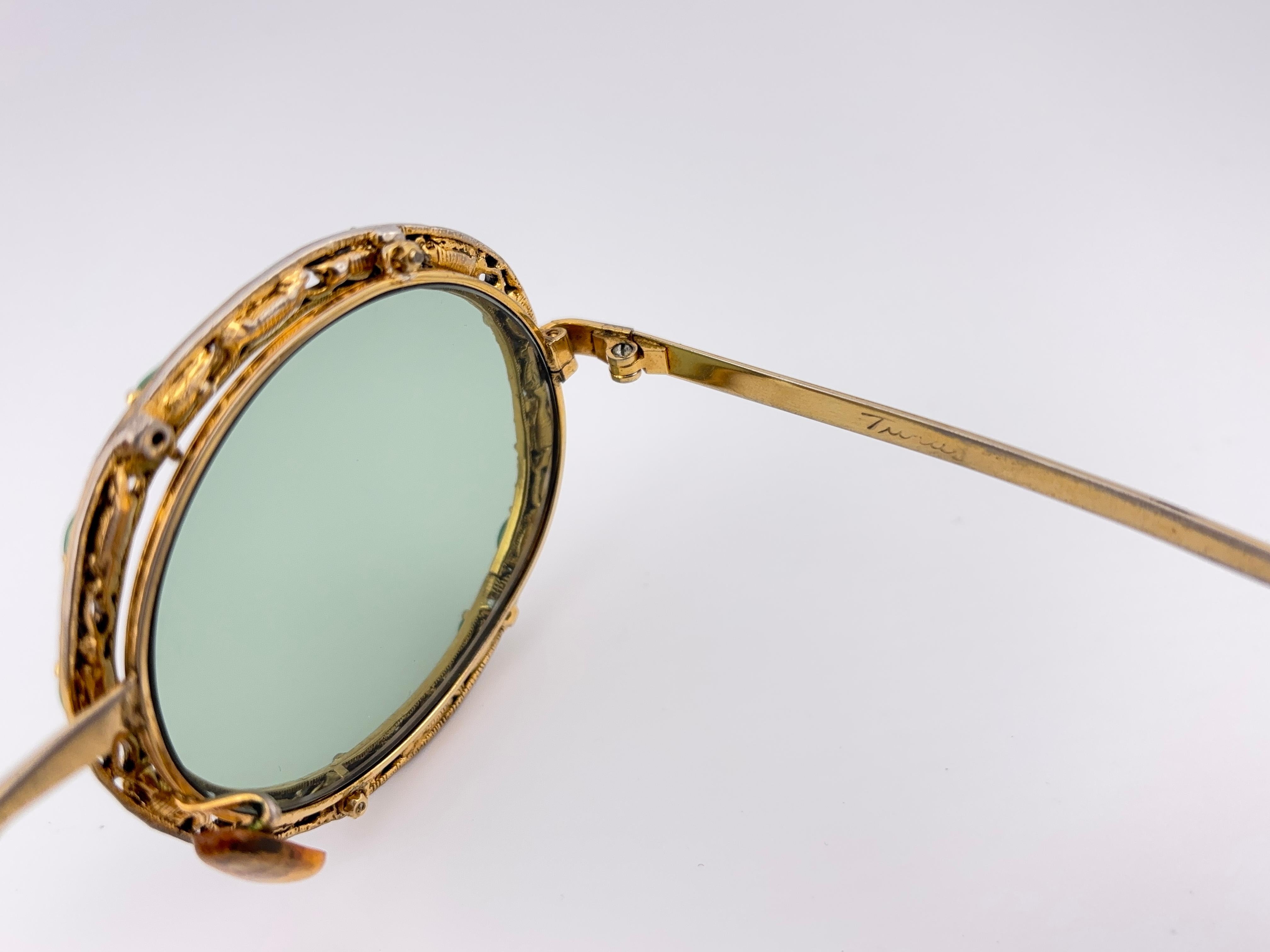 Ultra Rare 1960 Christian Dior Tura Jewelled Green Gems Frame Archive Sunglasses en vente 1