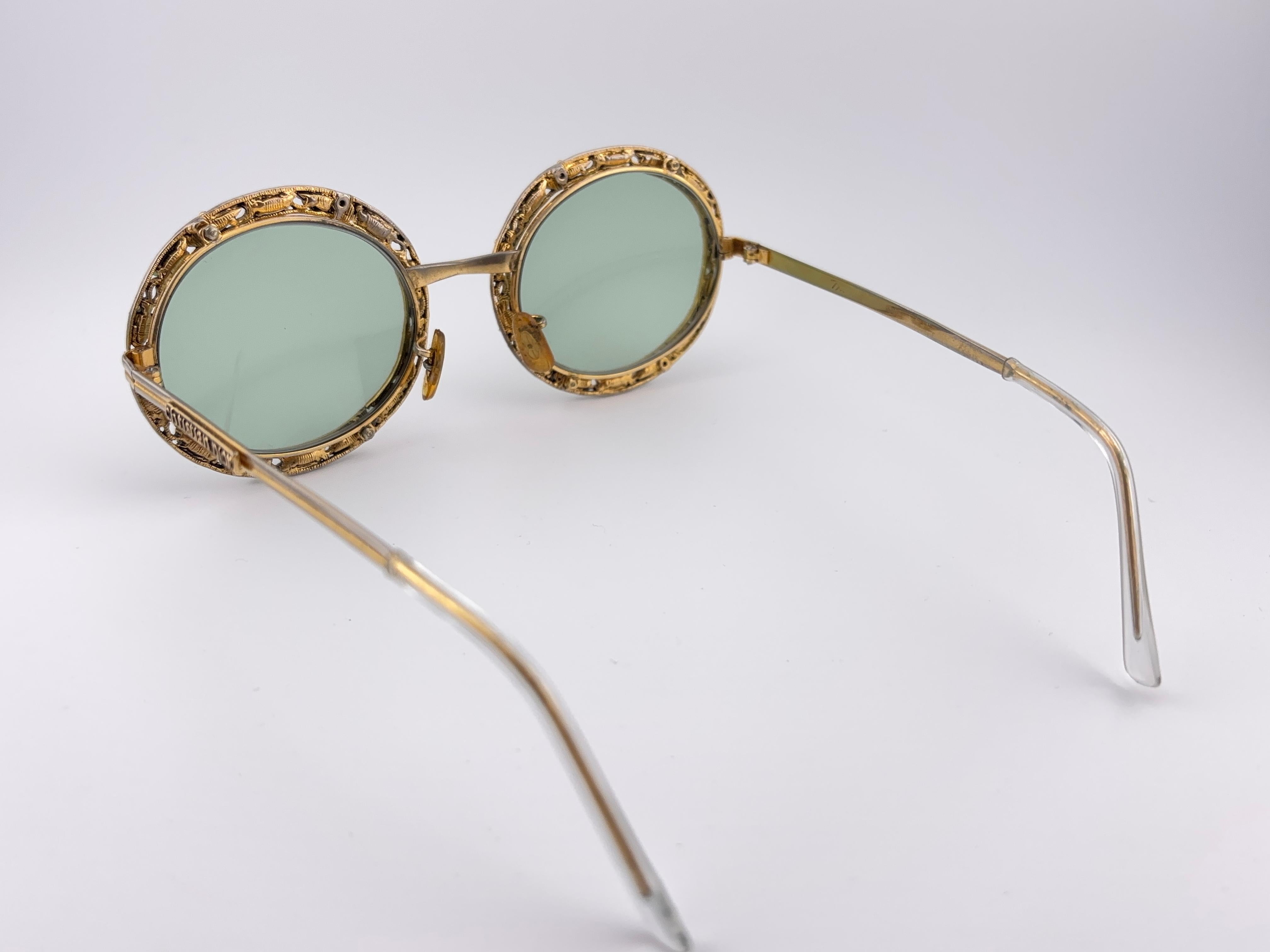 Ultra Rare 1960 Christian Dior Tura Jewelled Green Gems Frame Archive Sunglasses en vente 3