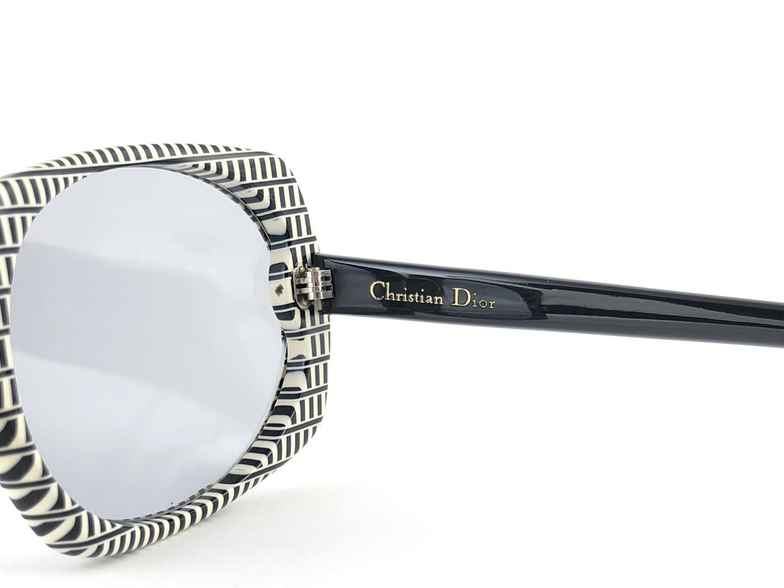 Ultra Rare 1960'S Christian Dior Pre Optyl Print Archive Dior Sunglasses Austria For Sale 6