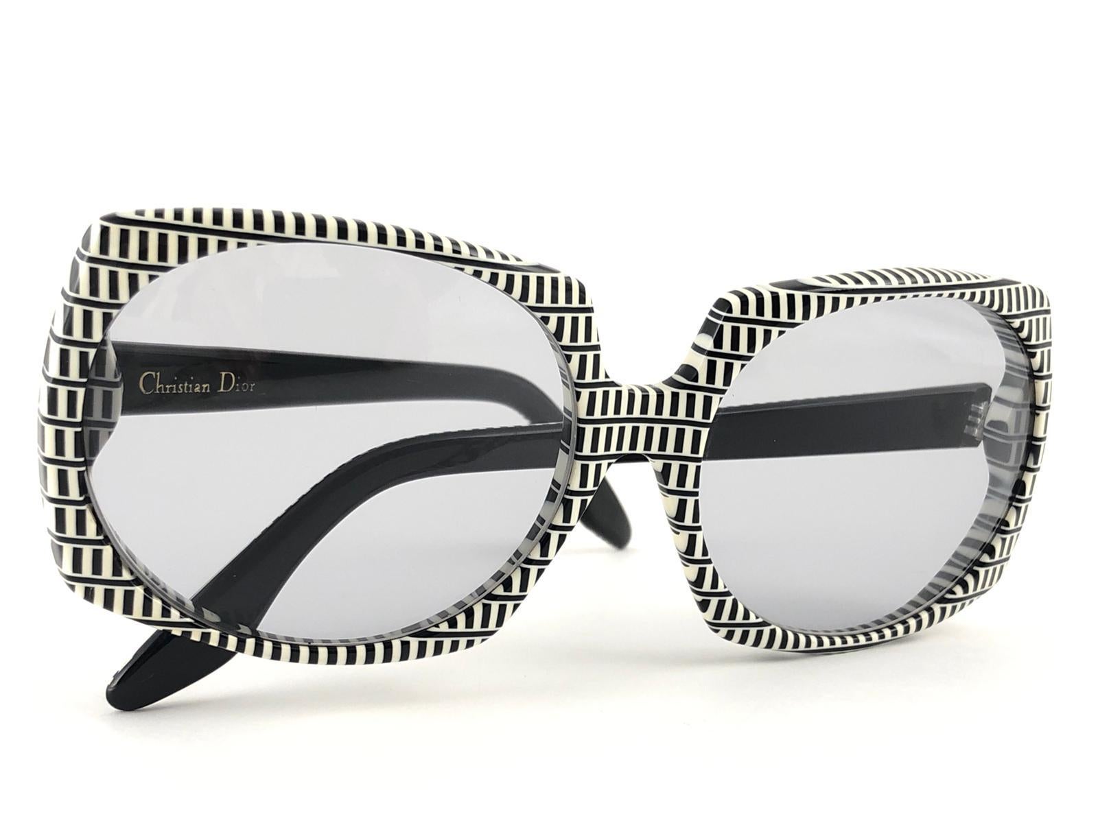 Women's Ultra Rare 1960'S Christian Dior Pre Optyl Print Archive Dior Sunglasses Austria For Sale