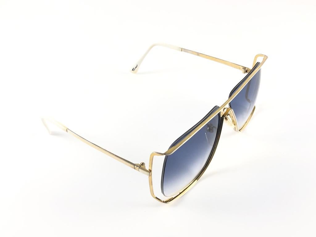 Ultra Rare 1970's Tura 443 Oversized Gold Blue Gradient Lenses Sunglasses For Sale 1