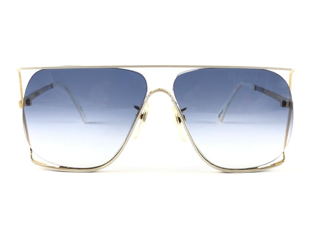 Ultra Rare 1970's Tura 443 Oversized Gold Blue Gradient Lenses Sunglasses For Sale 3
