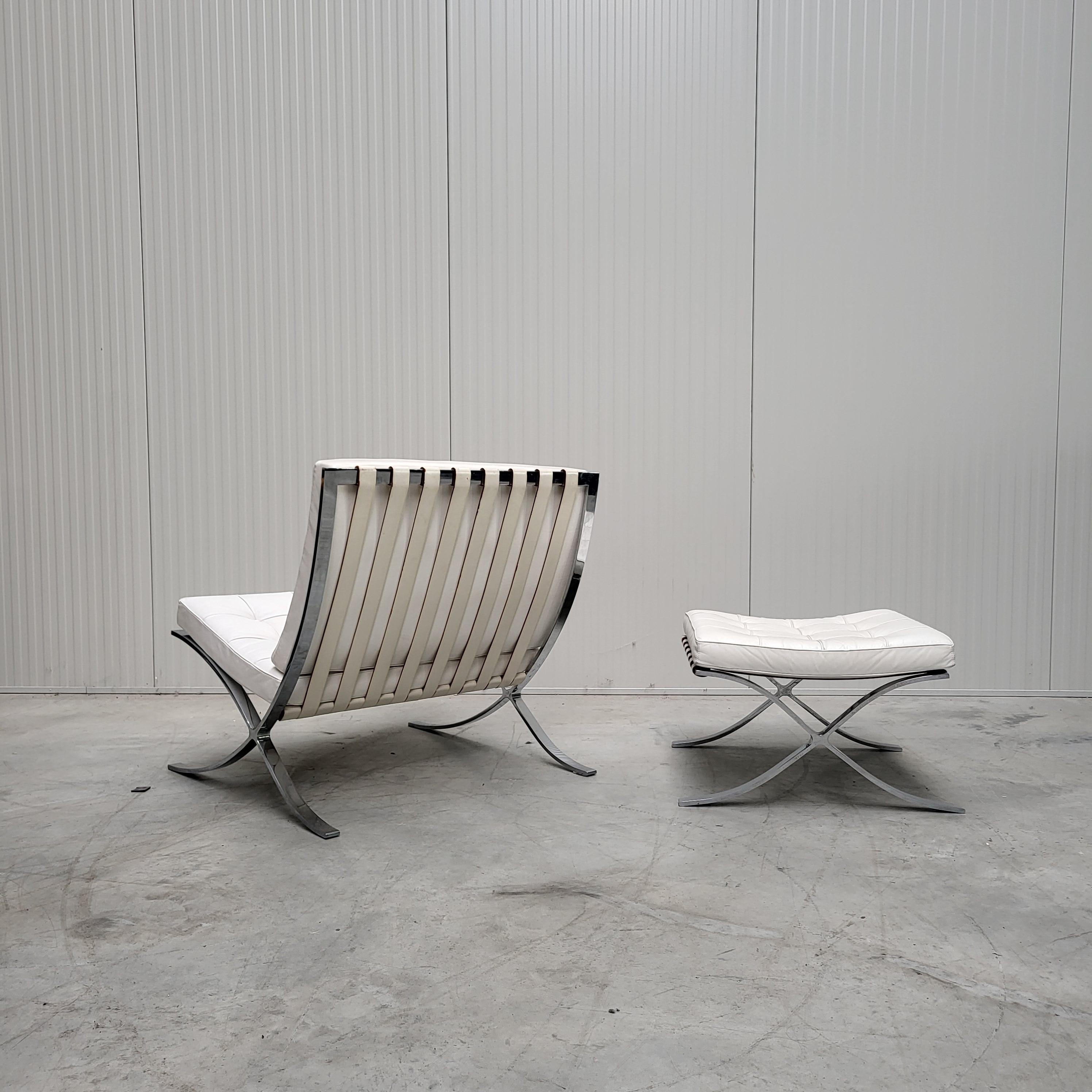 Ultra Rare 30th Knoll Anniversary Limited Edition Barcelona Chair No 27/100 In Good Condition For Sale In Aachen, NW