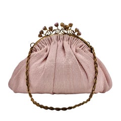 Ultra-rare Belle Époque pleated pink fine straw evening bag