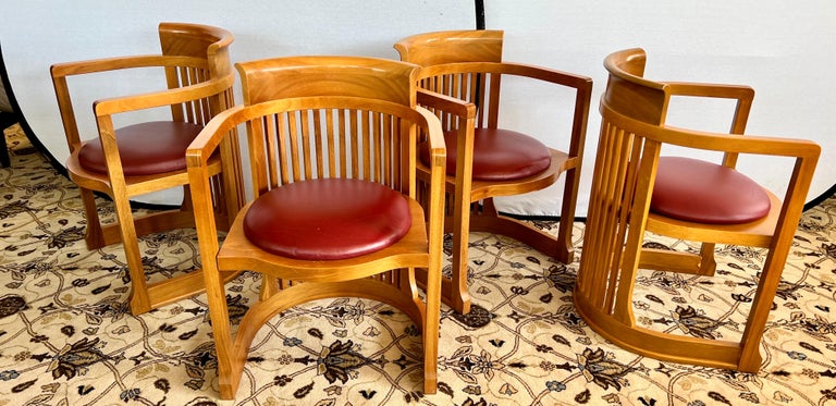 Chairs designed by Frank Lloyd Wright in 1937, relaunched in 1986.
Manufactured by Cassina in Italy. Exceptional constructive complexity, the iconic barrel chair was created in 1937 by Frank Lloyd Wright, based on an original design dating from