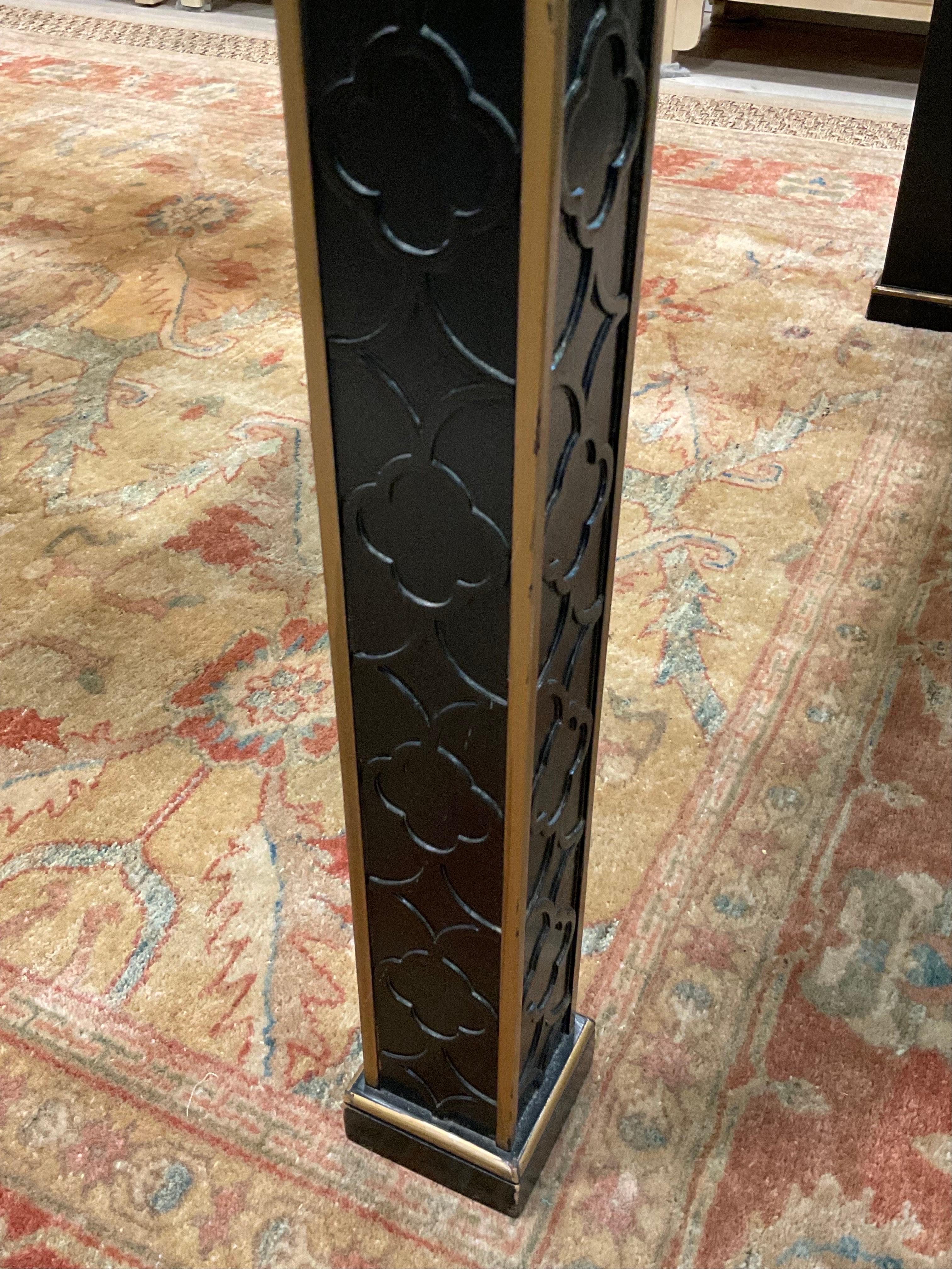 Ultra Rare Table de salle à manger Chippendale chinoise laquée noire du siècle dernier Bon état - En vente à Hartville, OH