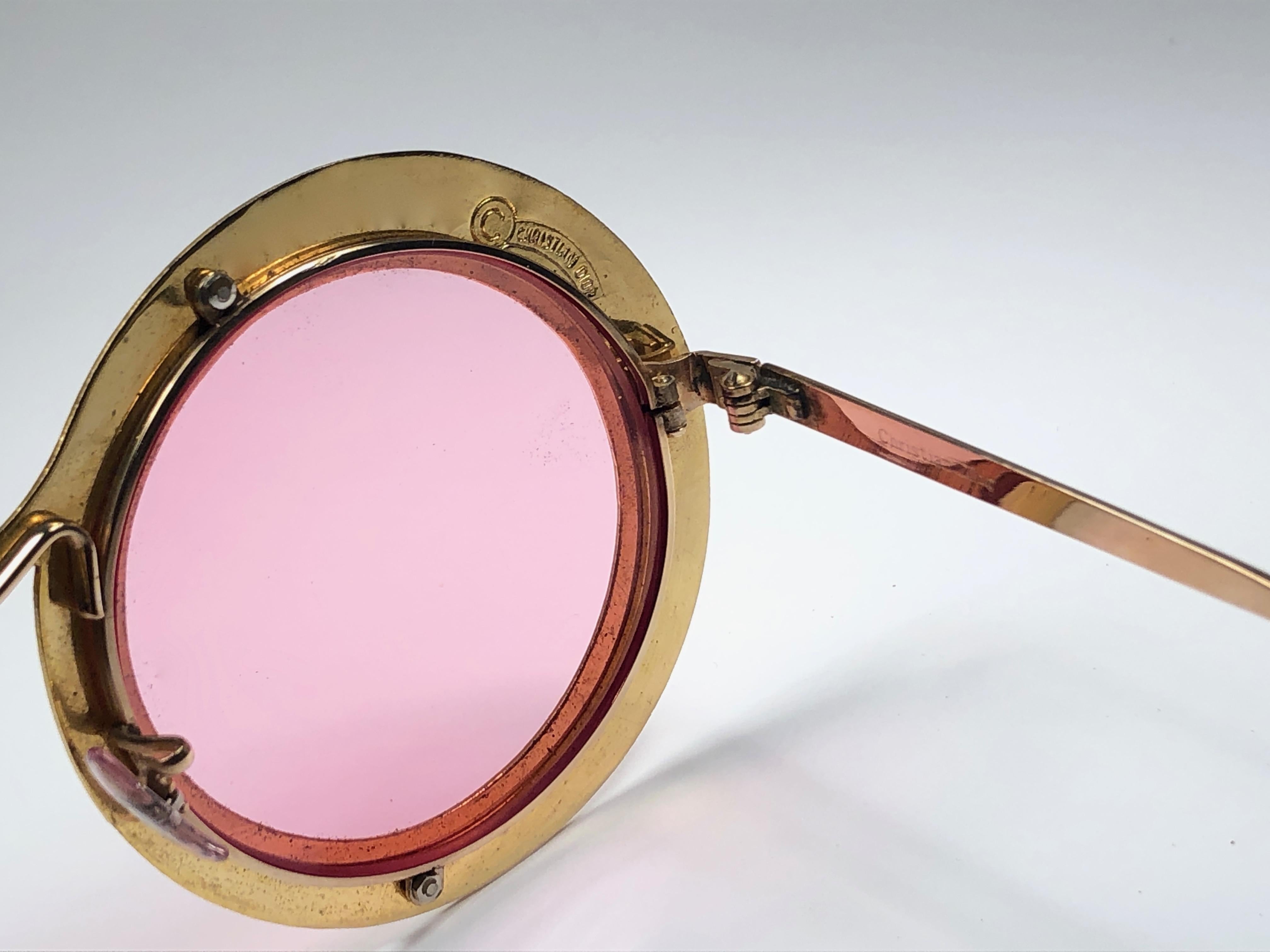 Ultra Rare Christian Dior Gypsy Rose Enamel Oversized Sunglasses, 1969  In Excellent Condition For Sale In Baleares, Baleares