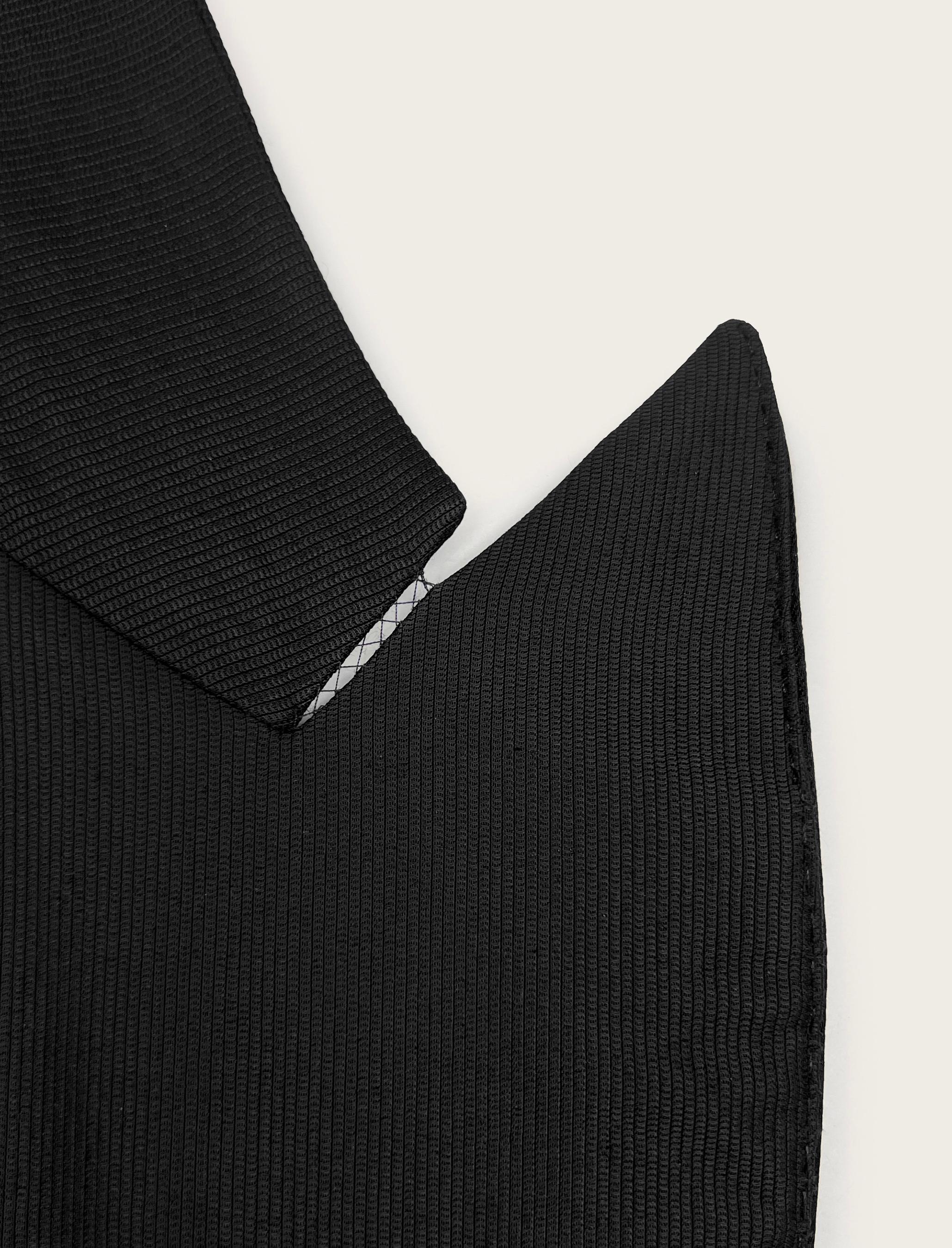 Ultra Rare F/W 2001 Alexander McQueen blazer à revers défilé What a Merry-Go-Round en vente 6