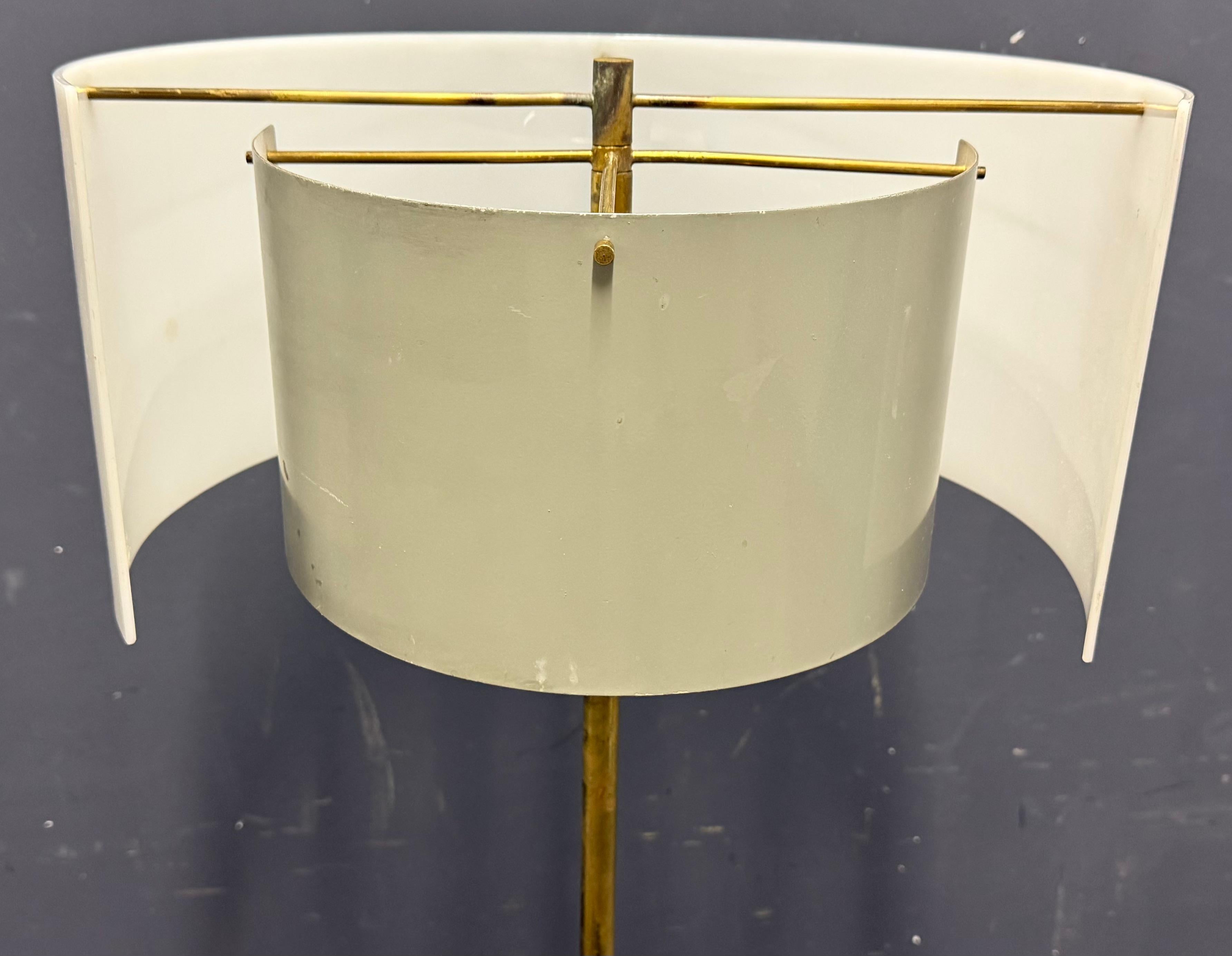 ultra rare no.1056 floor lamp by gino sarfatti for arteluce For Sale 6