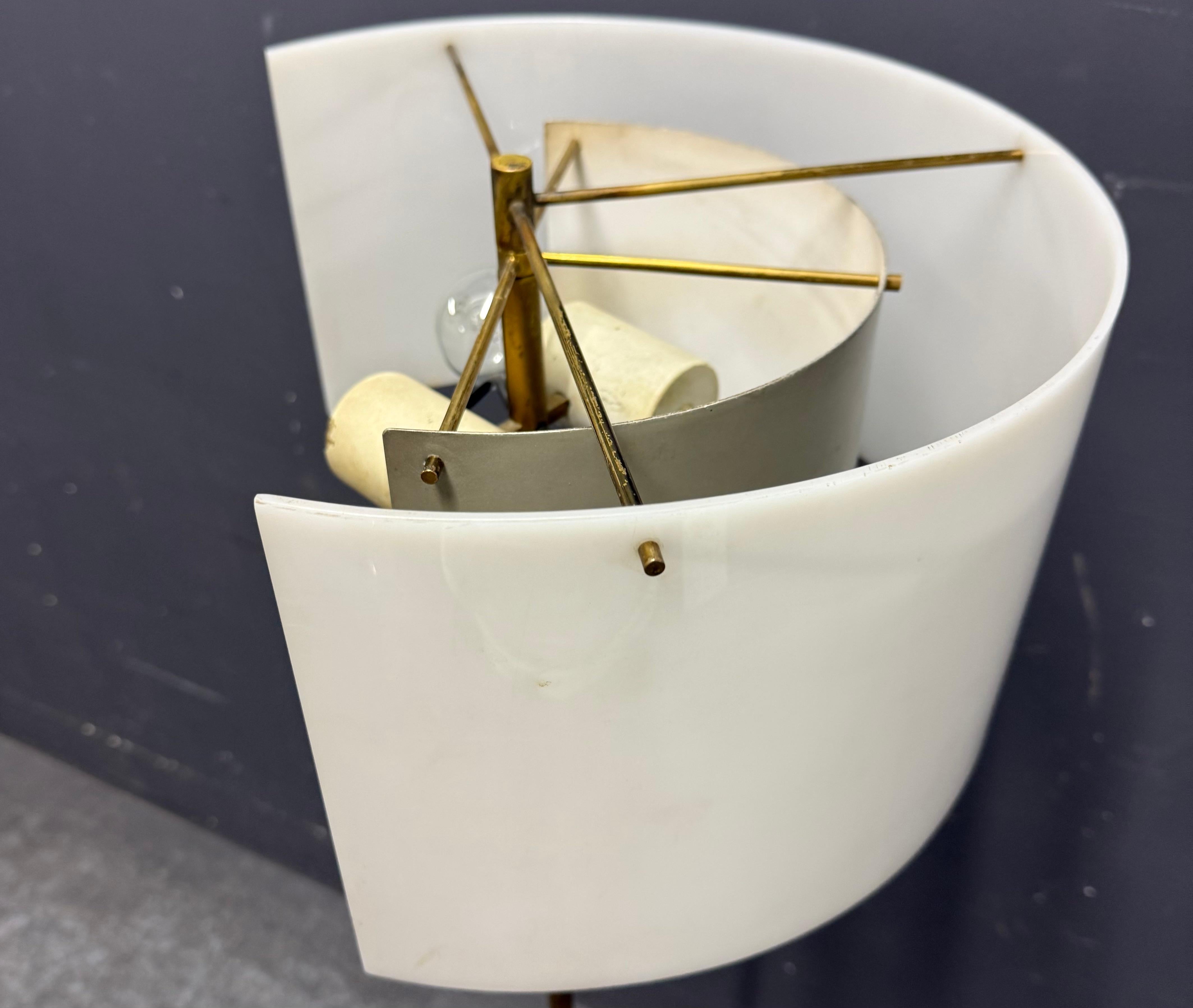 ultra rare no.1056 floor lamp by gino sarfatti for arteluce For Sale 1
