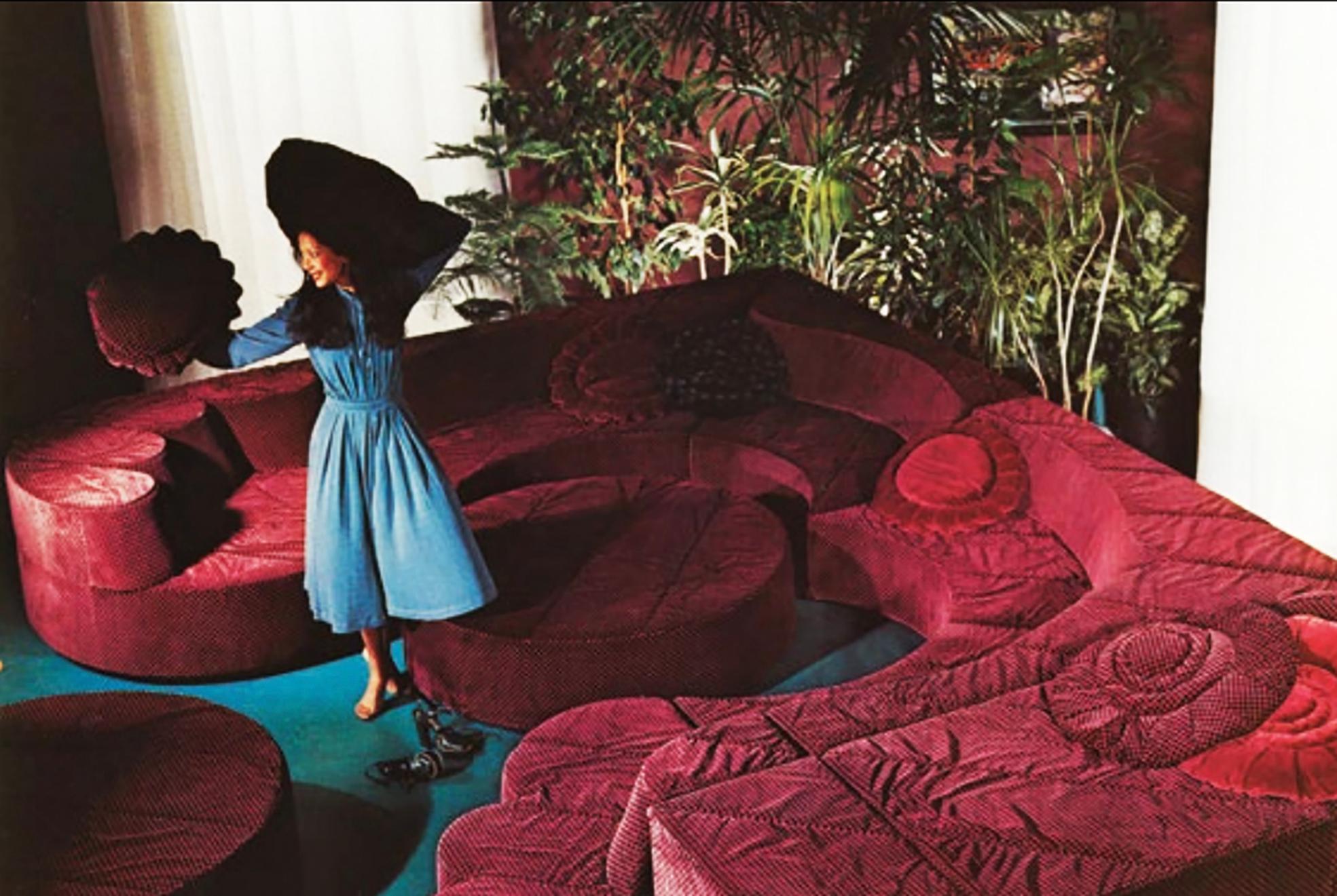 Ultra rare Paysage - Landscape sofa by Hans Hopfer for Roche Bobois France 1978 For Sale 11