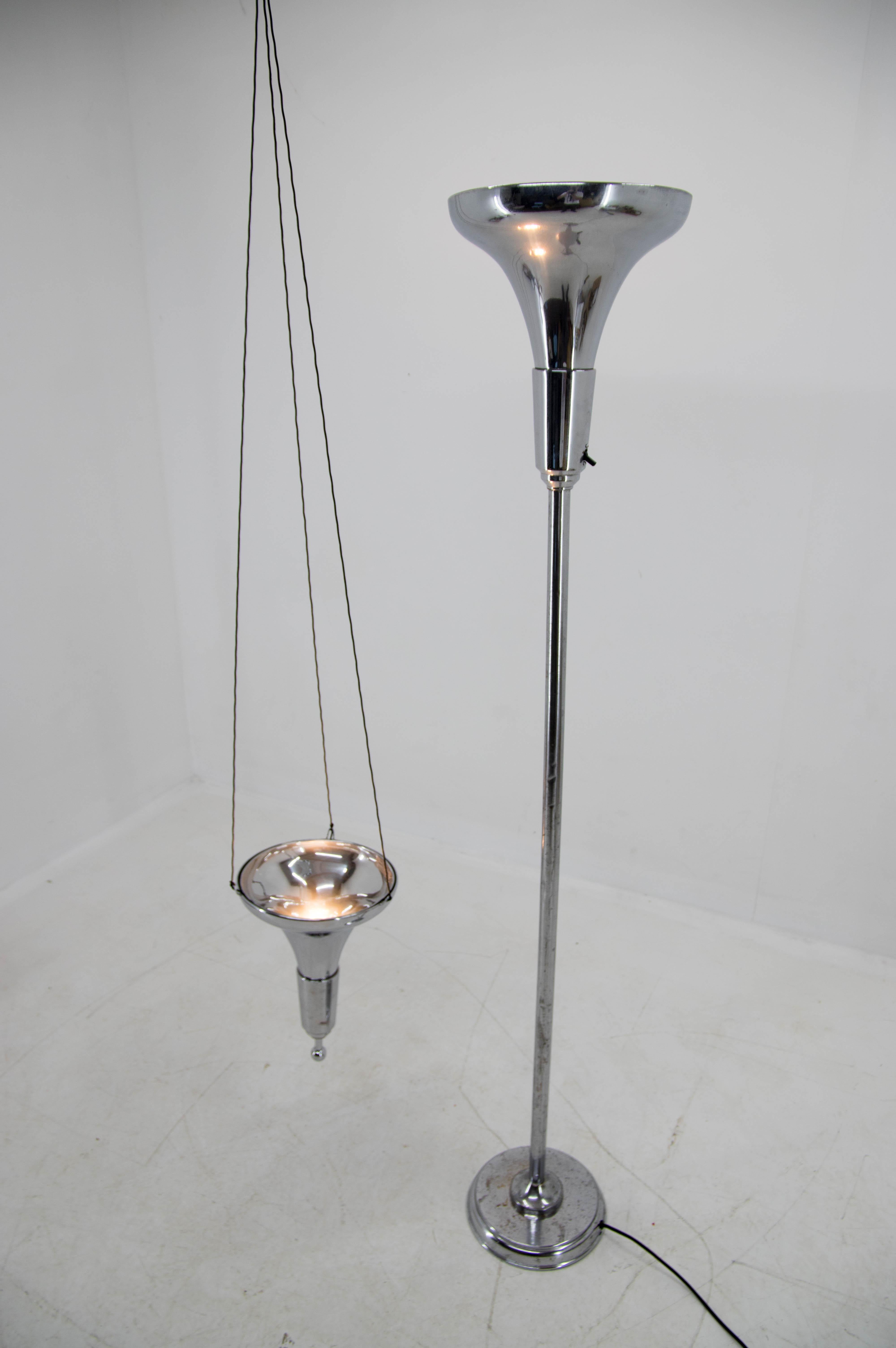 Ultra Rare Set of The Luminator Floor Lamp and Pendant, 1930s In Good Condition For Sale In Praha, CZ