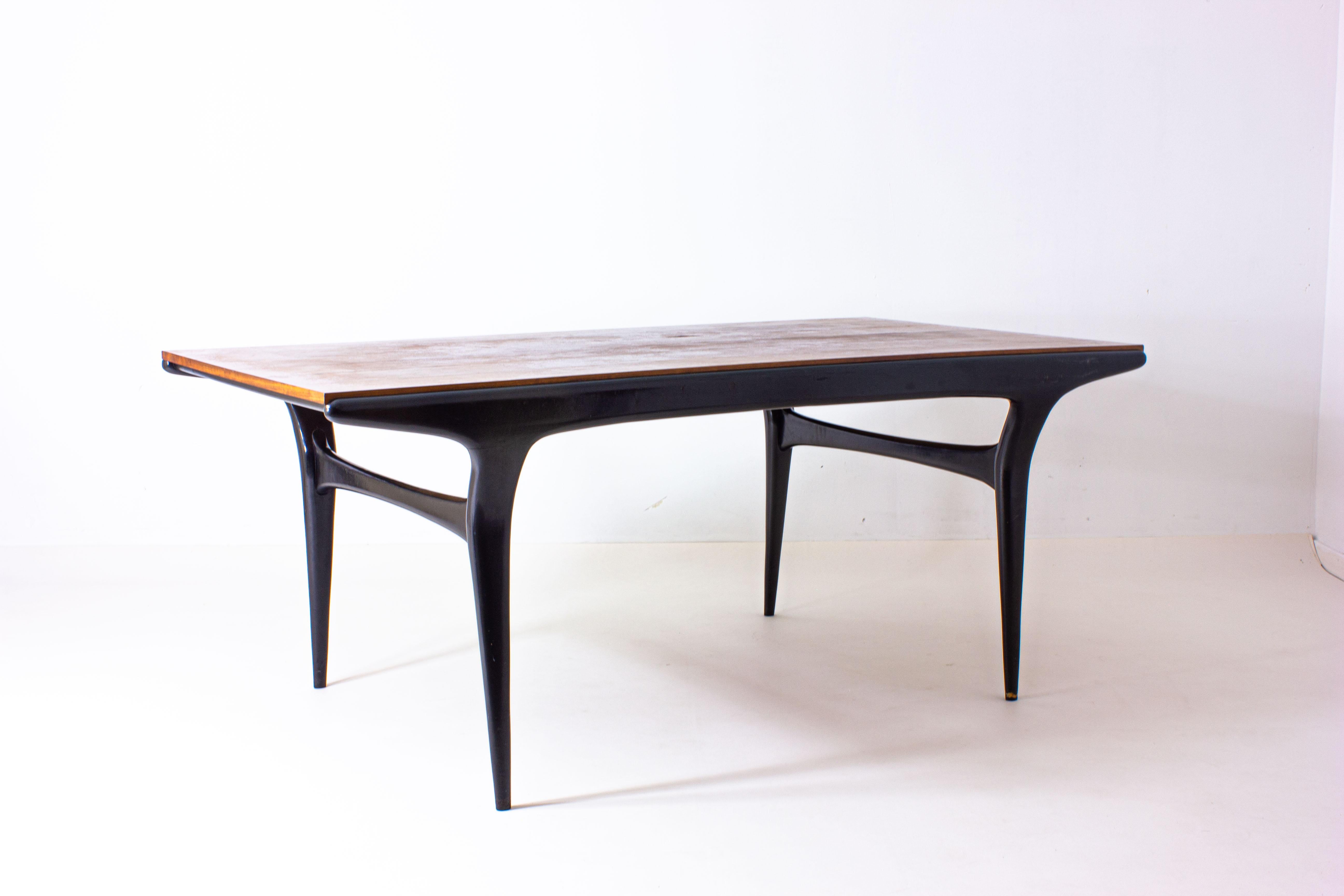 Ultra Rare T4 Dining Table by Alfred Hendrickx, 1959 For Sale 7