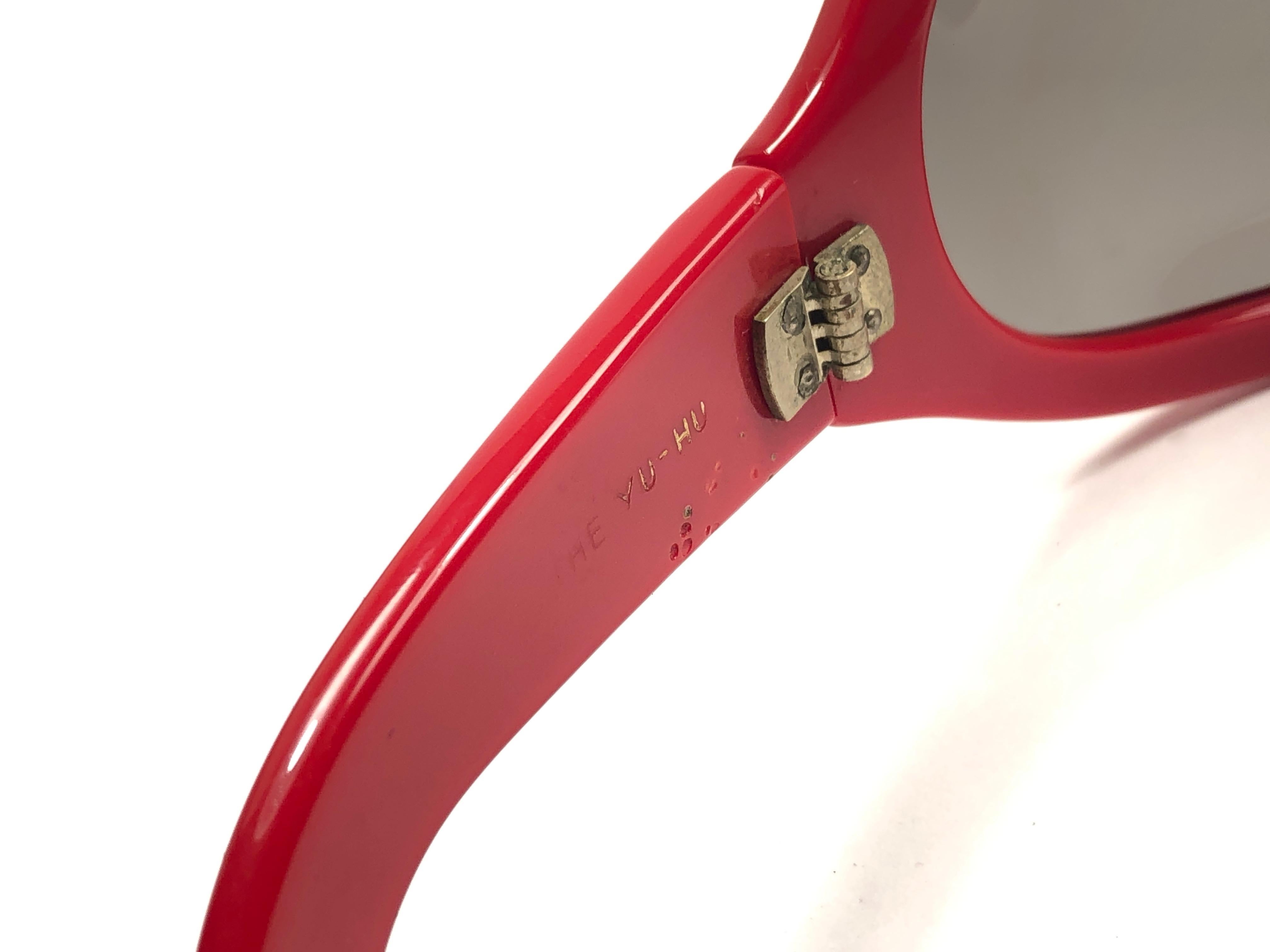 Women's Ultra Rare Vintage Oliver Goldsmith Yuhu Candy Red Oversized 1966 Sunglasses