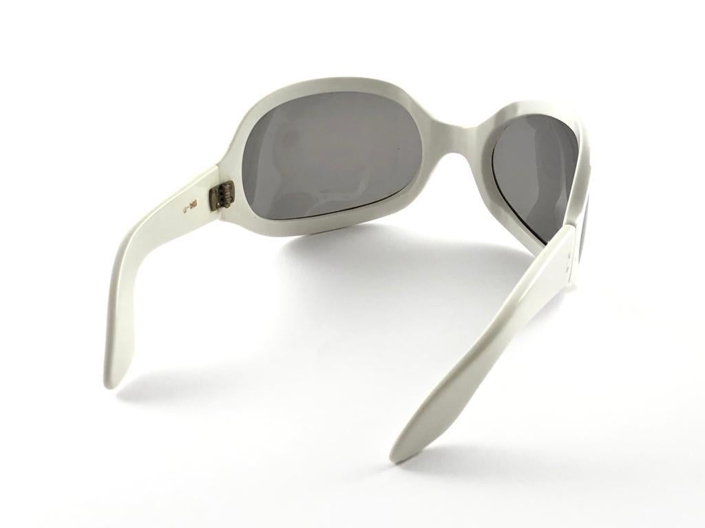 oliver goldsmith audrey hepburn sunglasses