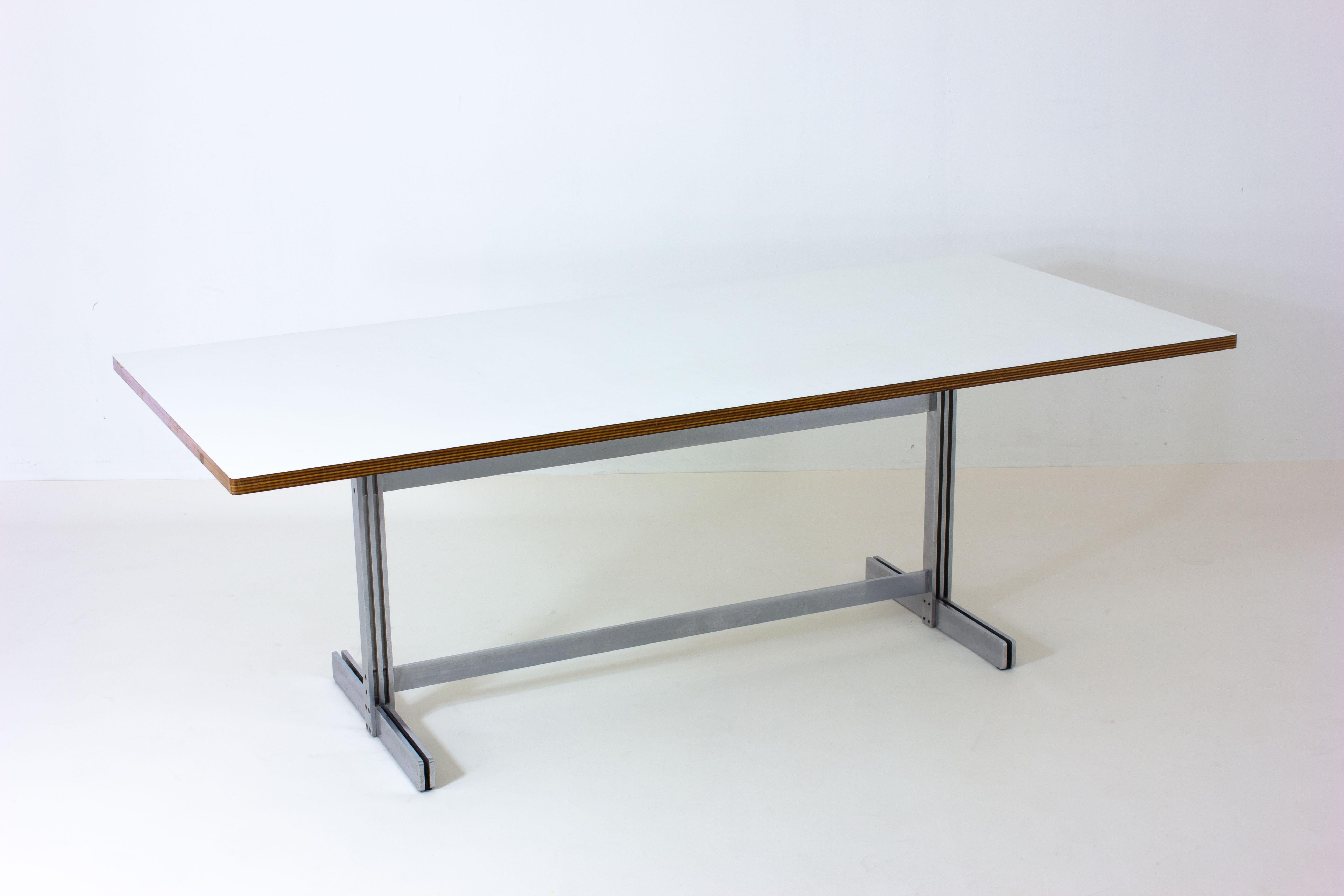 Ultra Rare White Jules Wabbes Dining Table for Mobilie Universel, 1959 In Good Condition In Antwerpen, VAN