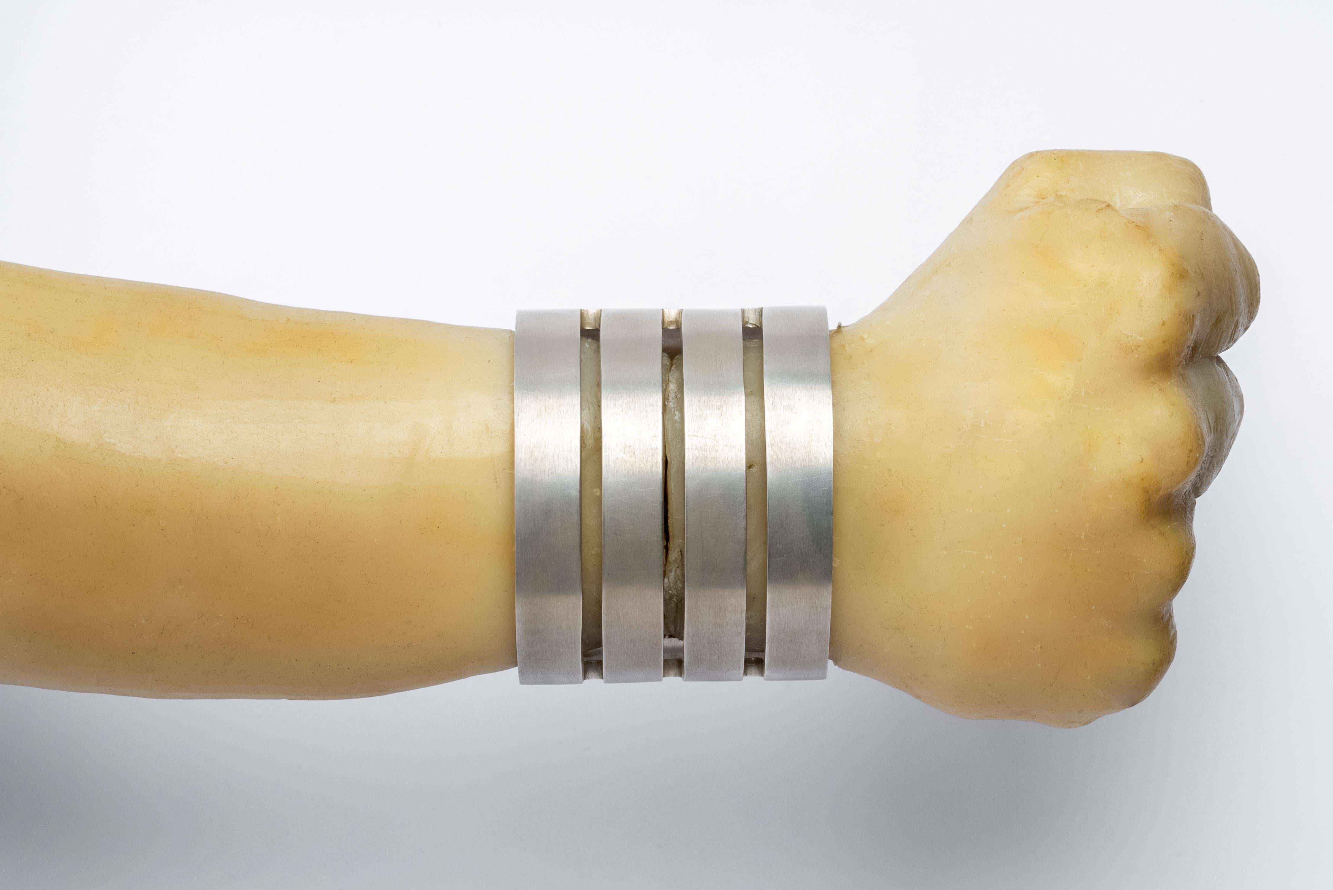 Women's or Men's Ultra Reduction Slit Bracelet (60mm, AS) For Sale