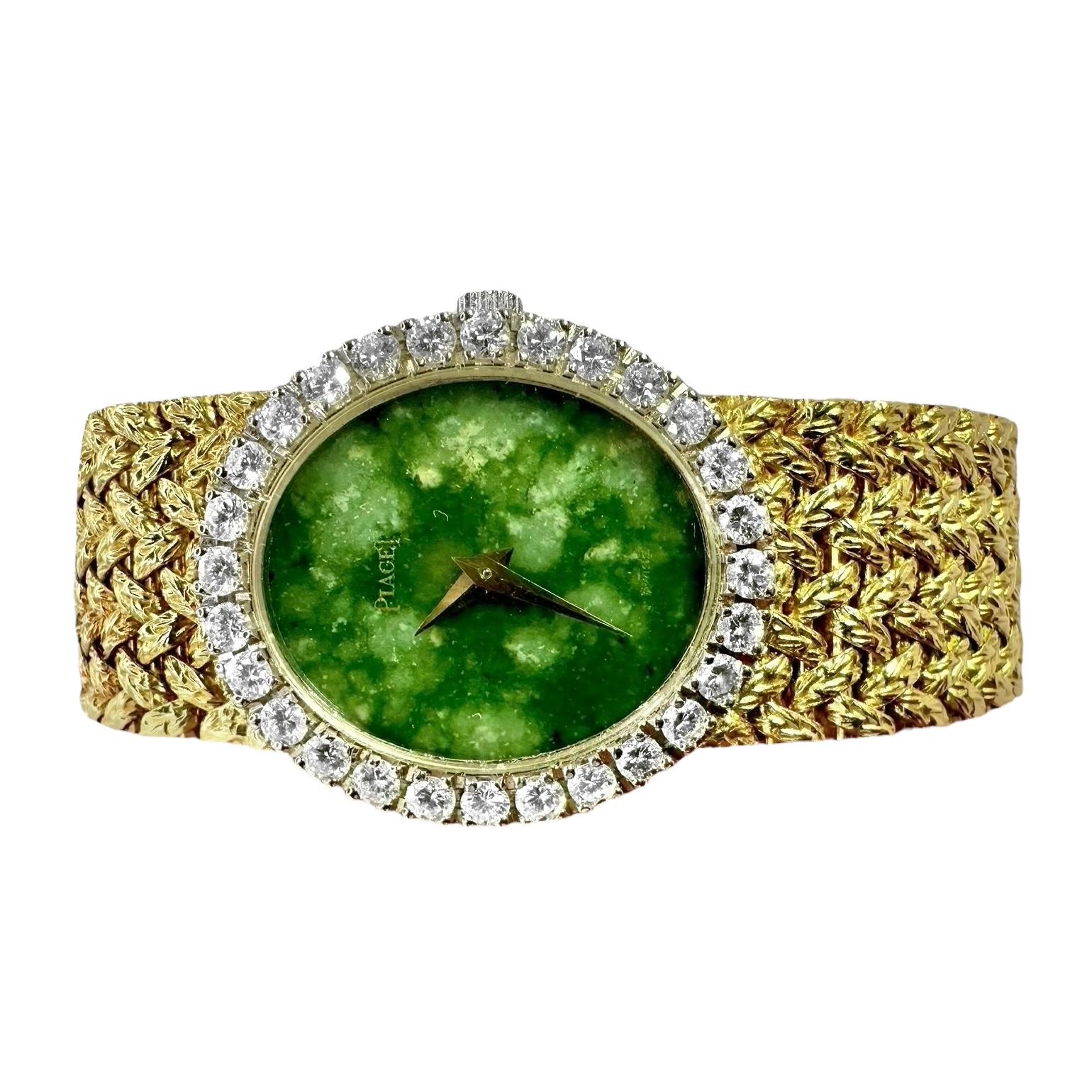 Crafted in 18K gold this watch is another fine example of the precision work that goes into every Piaget. Centered around an oval jade dial, this classic timepiece also features a bezel set with 28 round brilliant cut diamonds weighing a total of