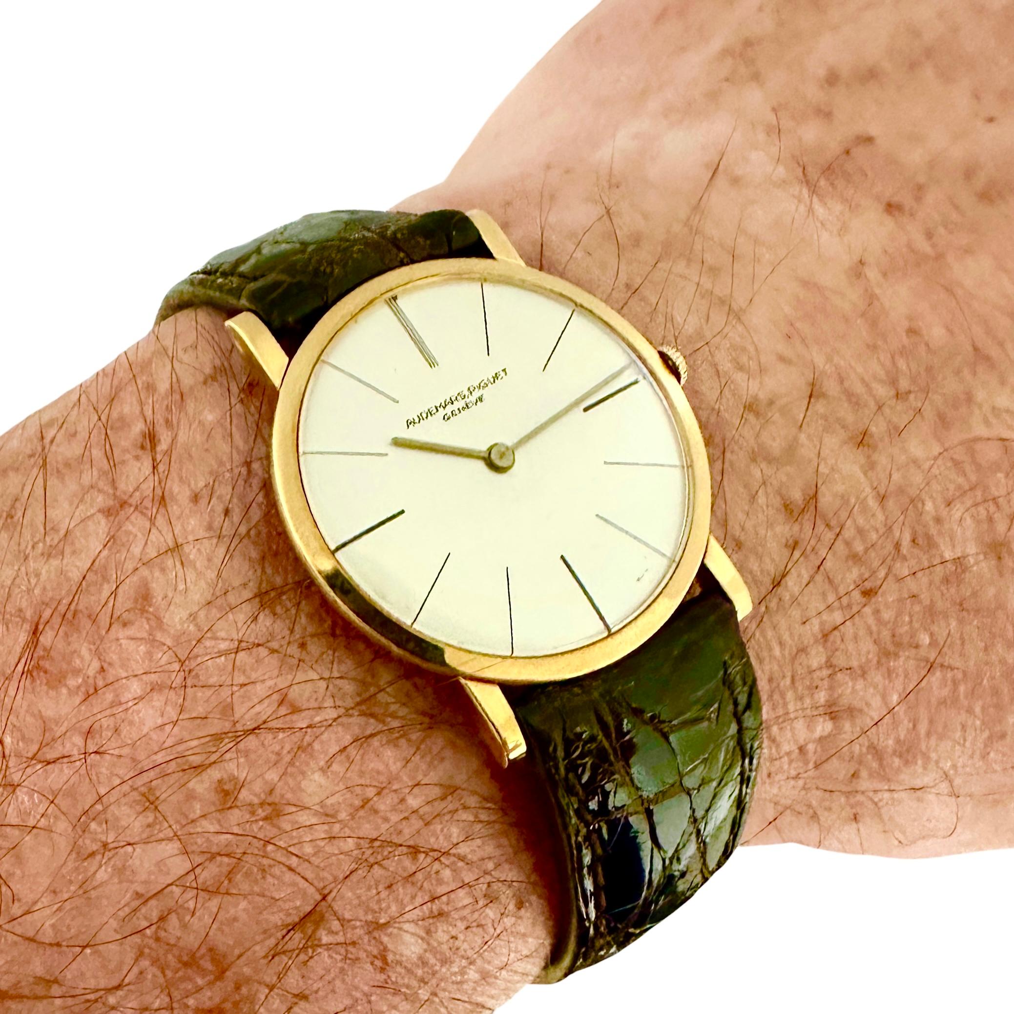 Ultra-Thin Classic Gold Audemars Piguet Montre homme avec bracelet en crocodile Brown en vente 1
