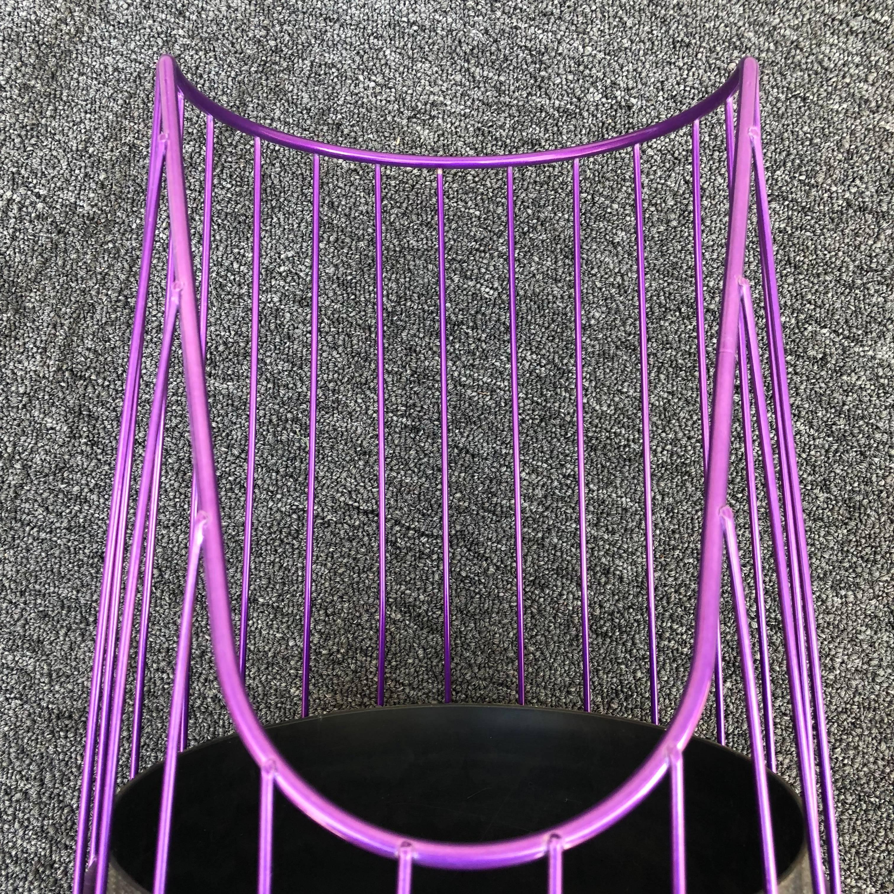 Metal Wire Wastebasket Painted Ultraviolet with Plastic Insert In Good Condition In Haddonfield, NJ