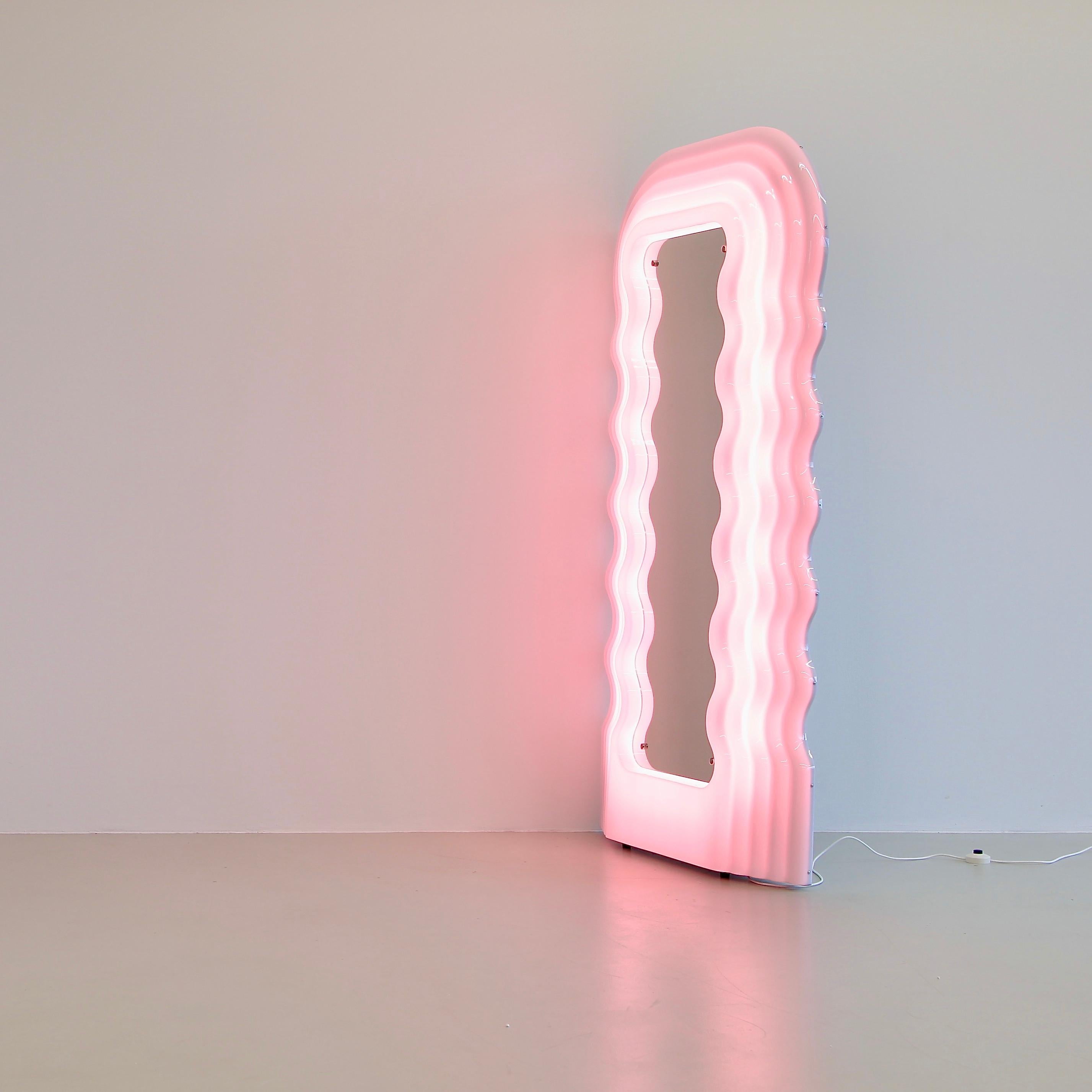 Ultrafragola Illuminated Wall Mirror Designed by Ettore Sottsass In New Condition In Berlin, Berlin