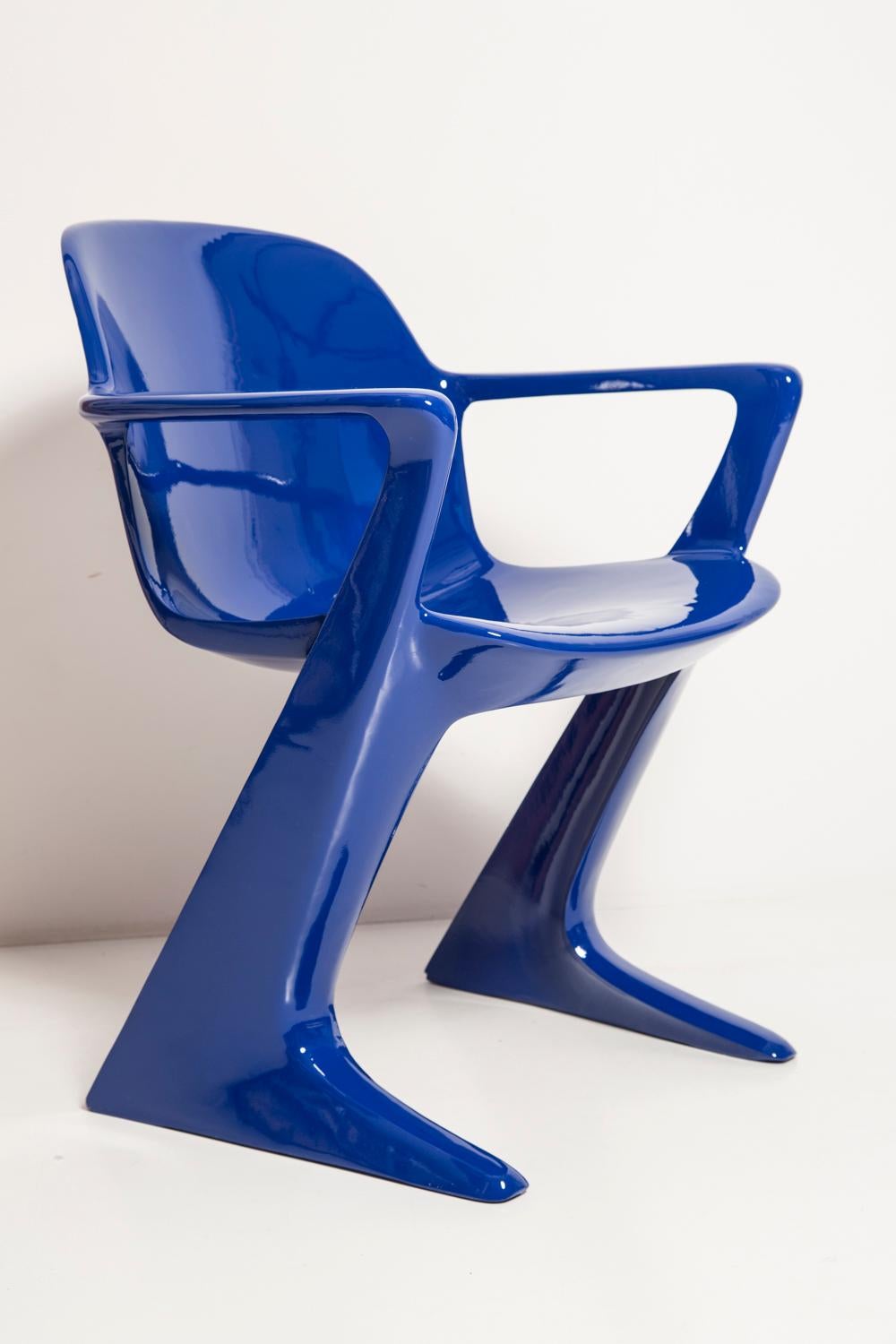 Mid-Century Modern Ultramarine Blue Kangaroo Chair Designed by Ernst Moeckl, Germany, 1968 For Sale