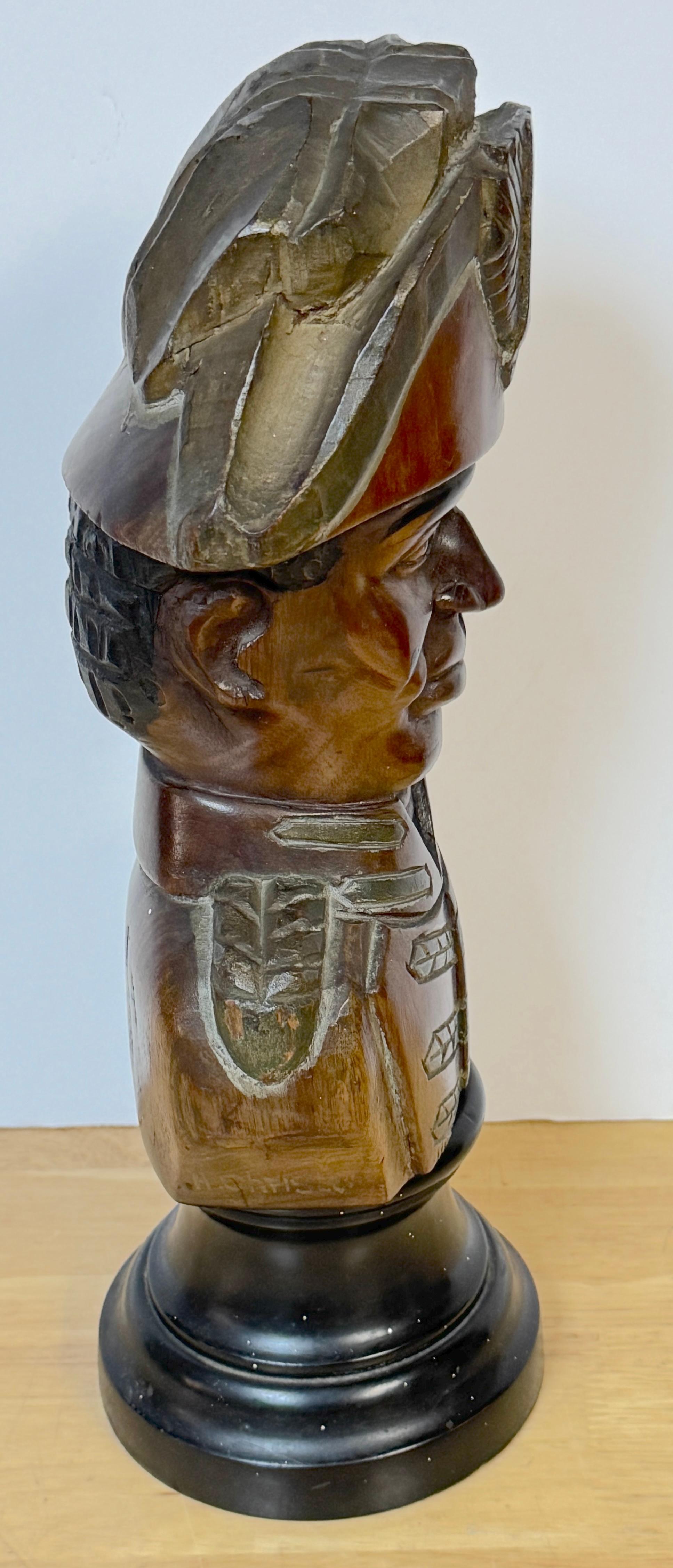 Legno massiccio Ulysses Dabouze (Haitiano, XIX sec.) Busto scolpito a mano di Henri Christophe in vendita