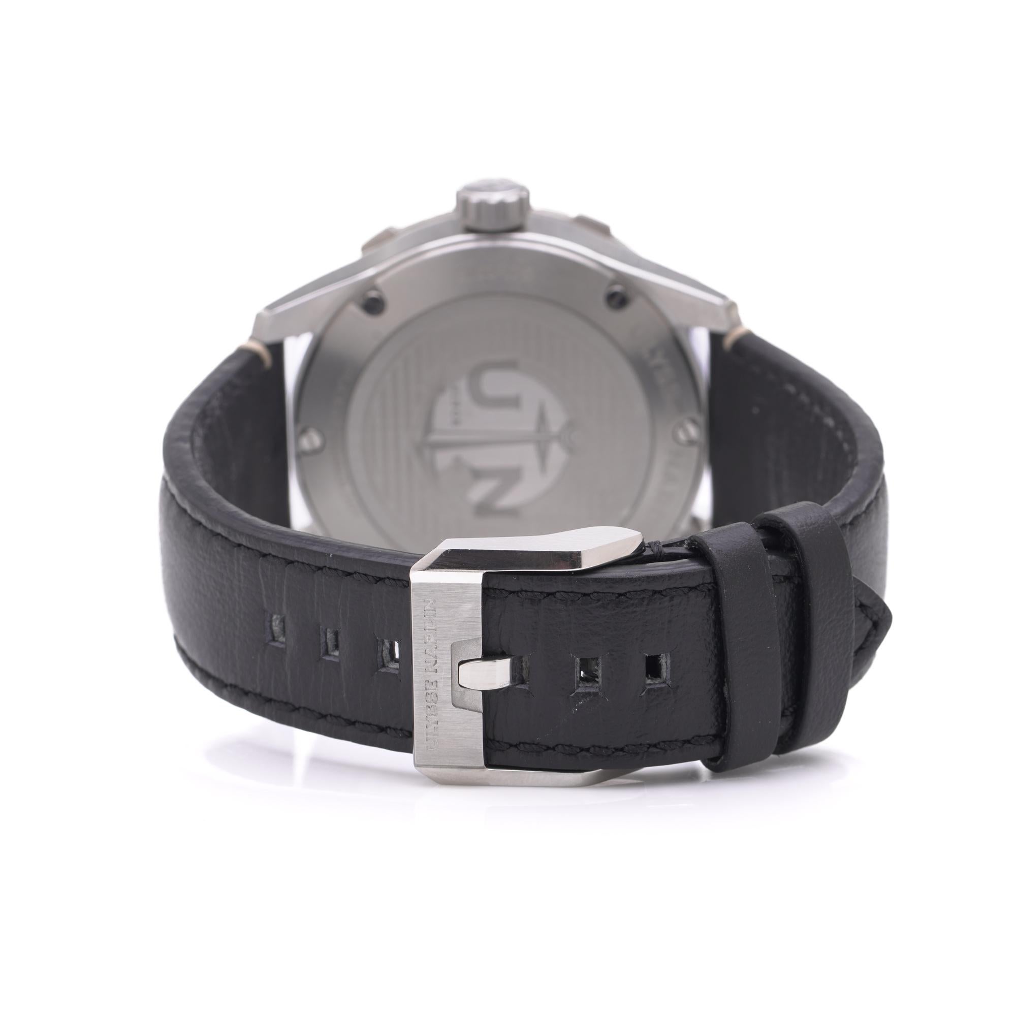 Montre automatique Ulysse Nardin Diver 42mm en acier inoxydable en vente 2