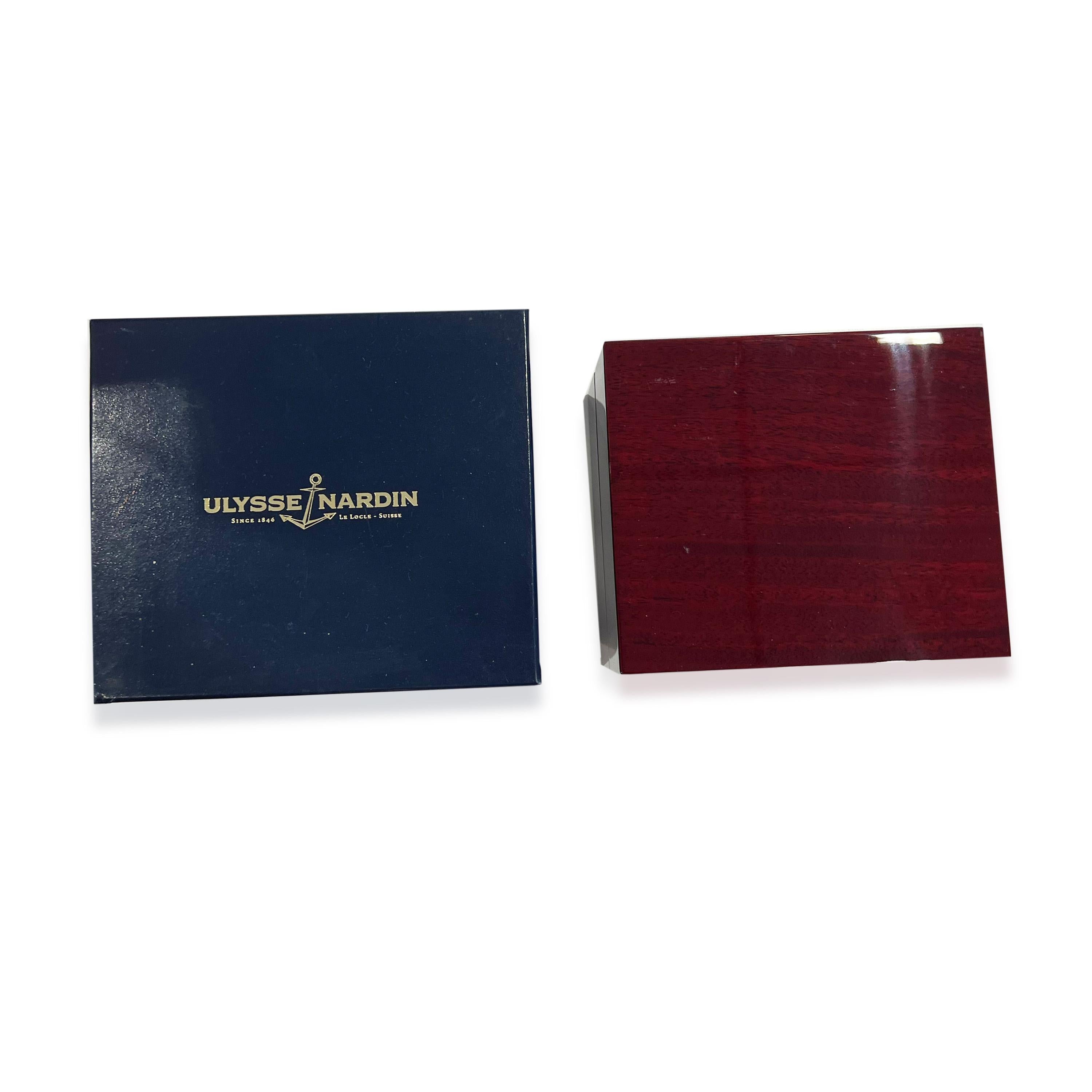 Ulysse Nardin GMT Big Date 243-55 Herrenuhr aus Edelstahl 2