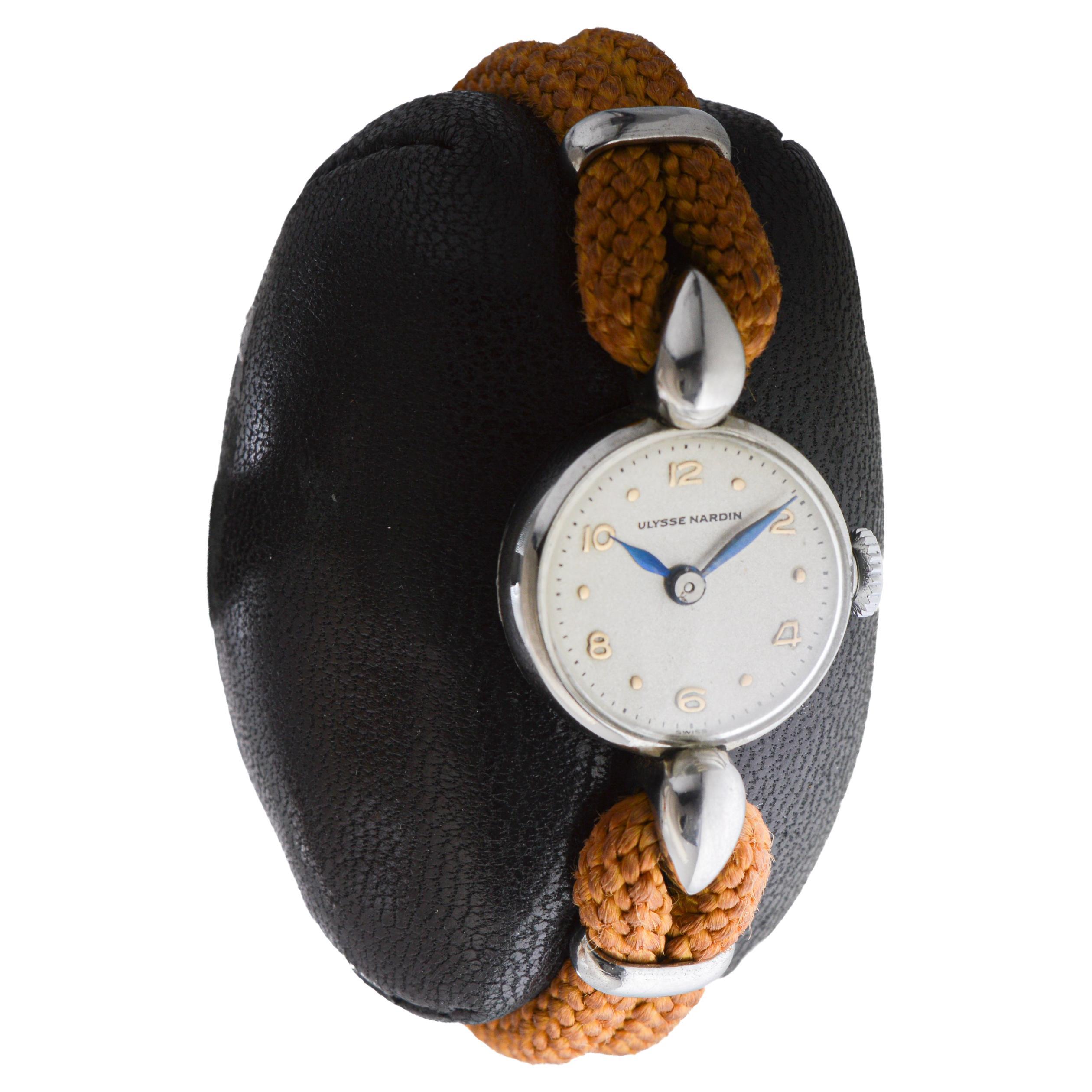 Ulysse Nardin Ladies Art Deco Watch in New Old Stock Condition 1940's In Excellent Condition For Sale In Long Beach, CA