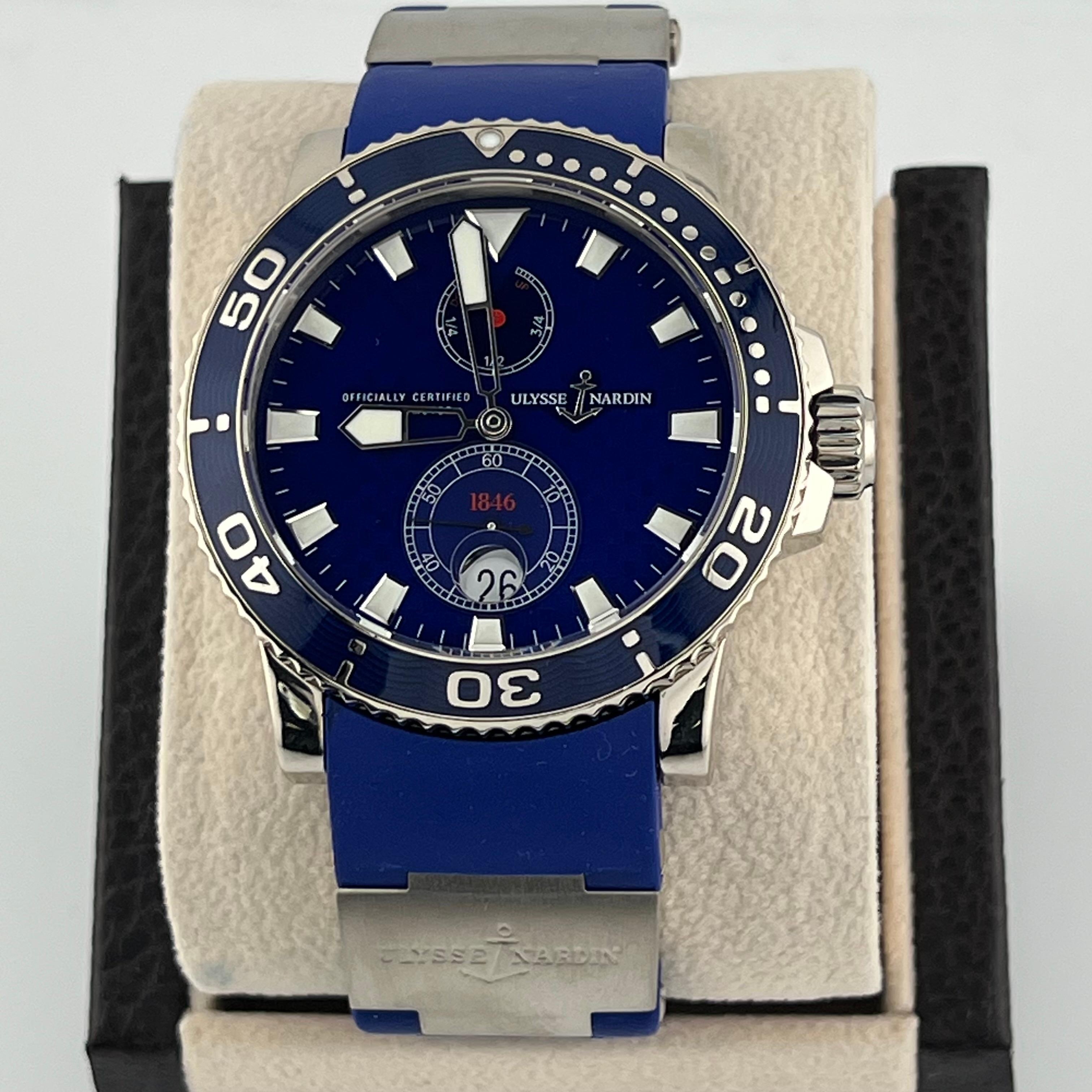 Ulysse Nardin Marine Diver 260-32-3A 18K White Gold Blue Rubber Strap In Excellent Condition For Sale In San Diego, CA