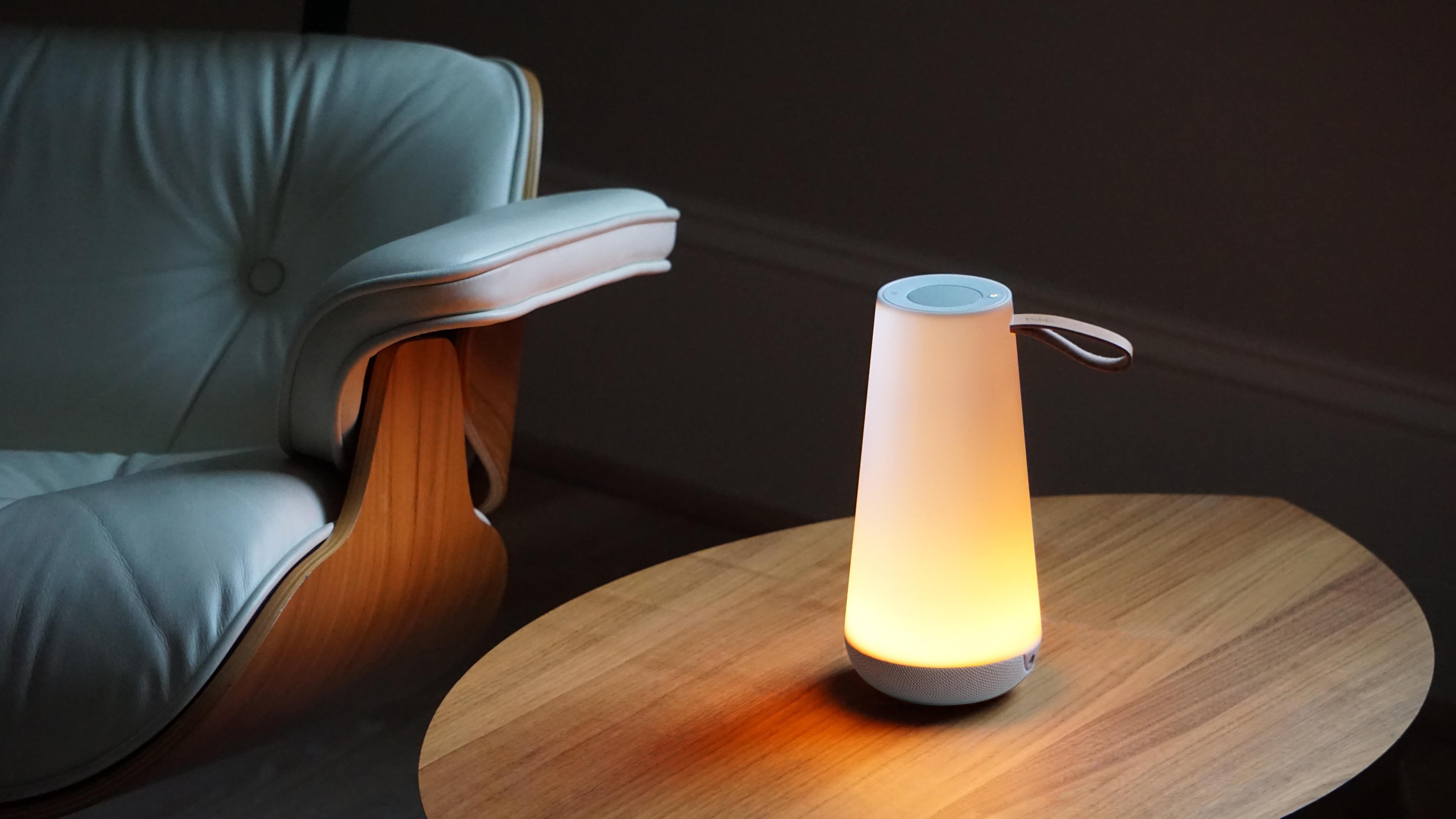Lanterne Uma Mini Sound blanche par Pablo Designs Neuf - En vente à San Francisco, CA