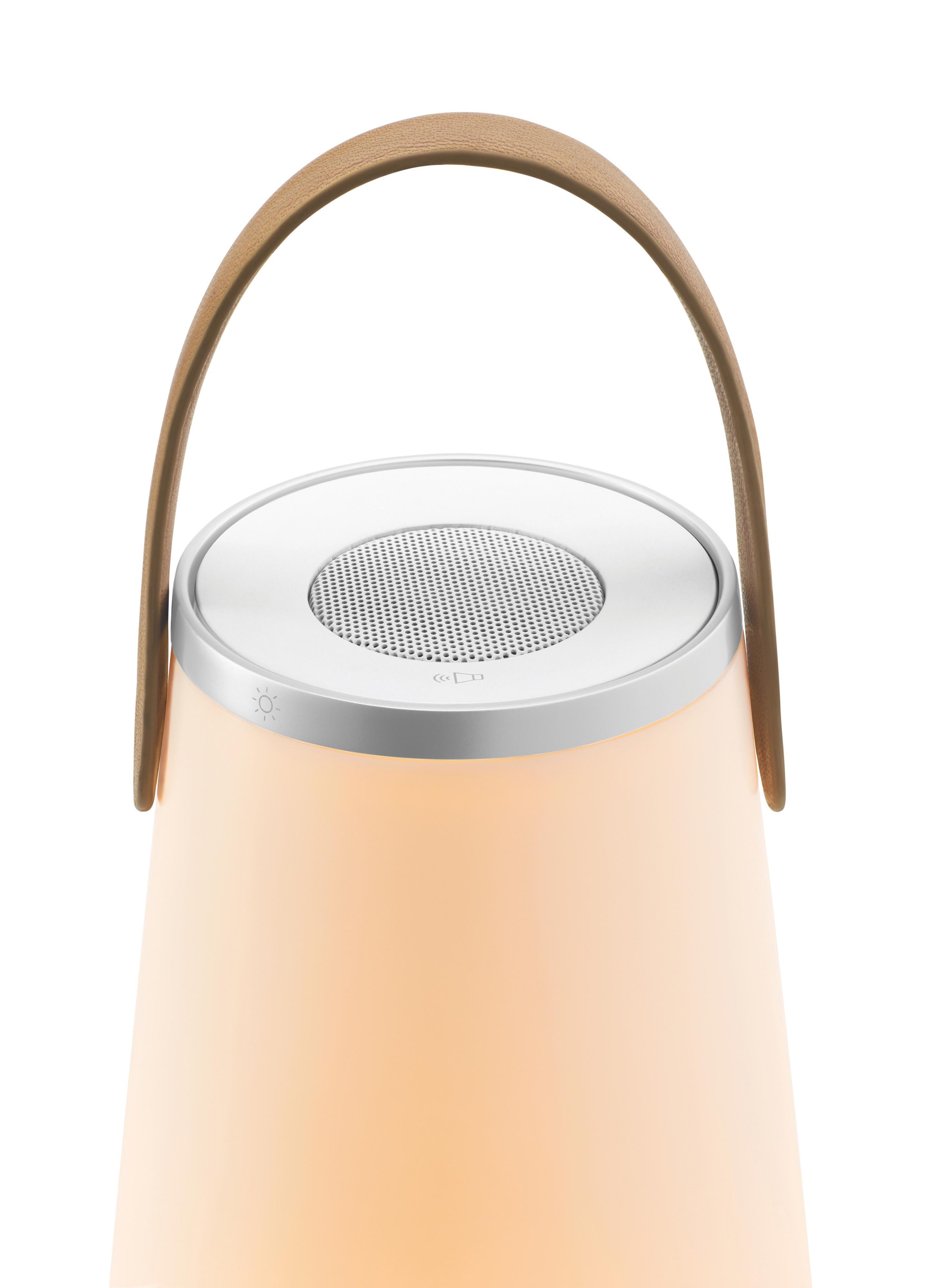 Uma Sound-Laterne aus Aluminium und Hellbraun von Pablo Designs (Moderne) im Angebot