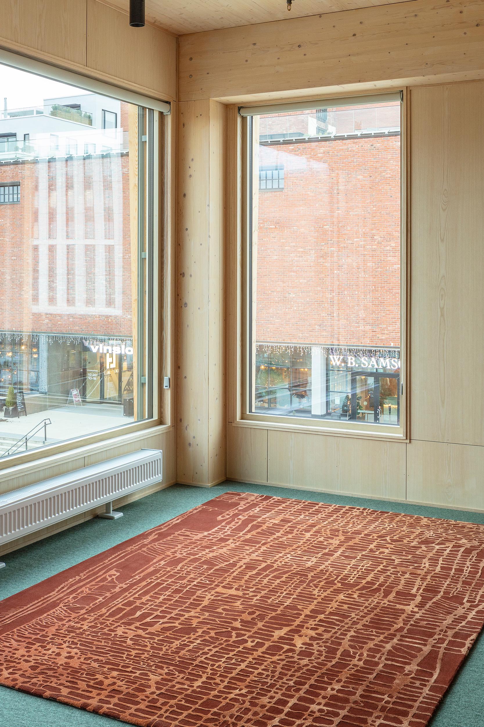 Uma Terracotta Rug by Volver Studios For Sale 2