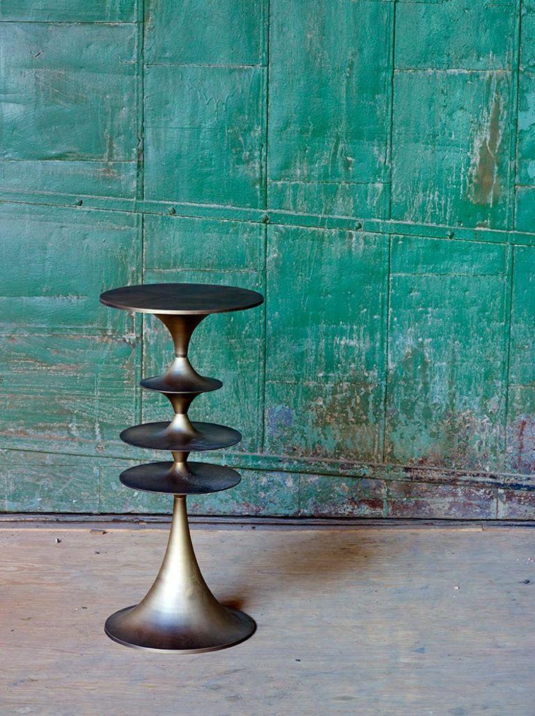Umaid Table in cast brass, large In New Condition For Sale In Chicago, IL