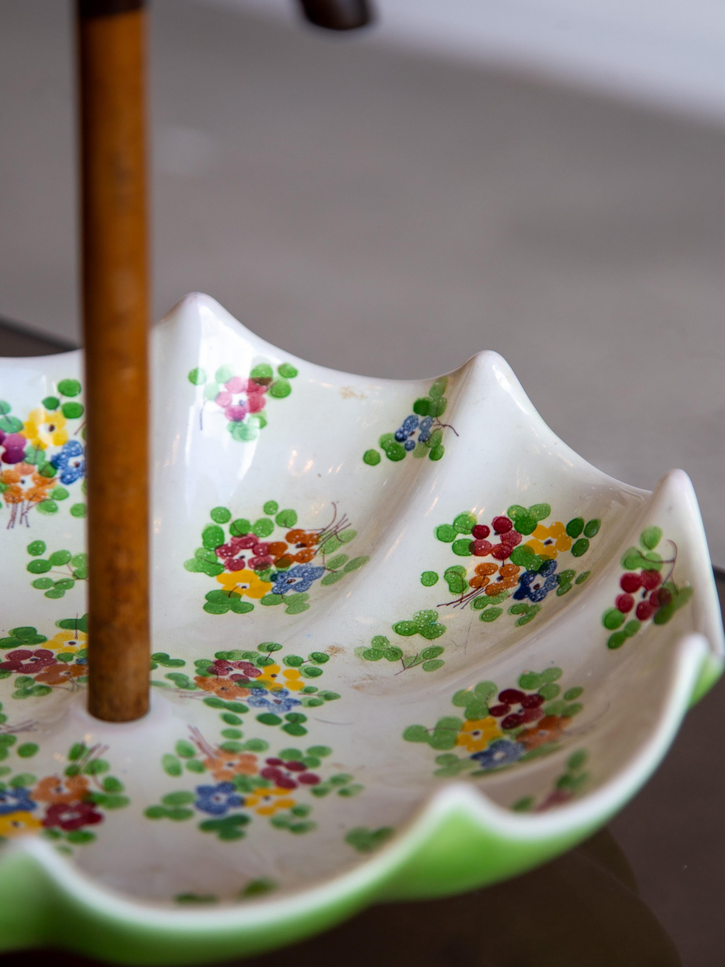 Italiano Piatto per ombrelli in ceramica dipinto a mano Umbertide in vendita