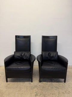 Umberto Asnago Black Leather Peggy Lounge Chairs for Georgetti, 1990s - a Pair