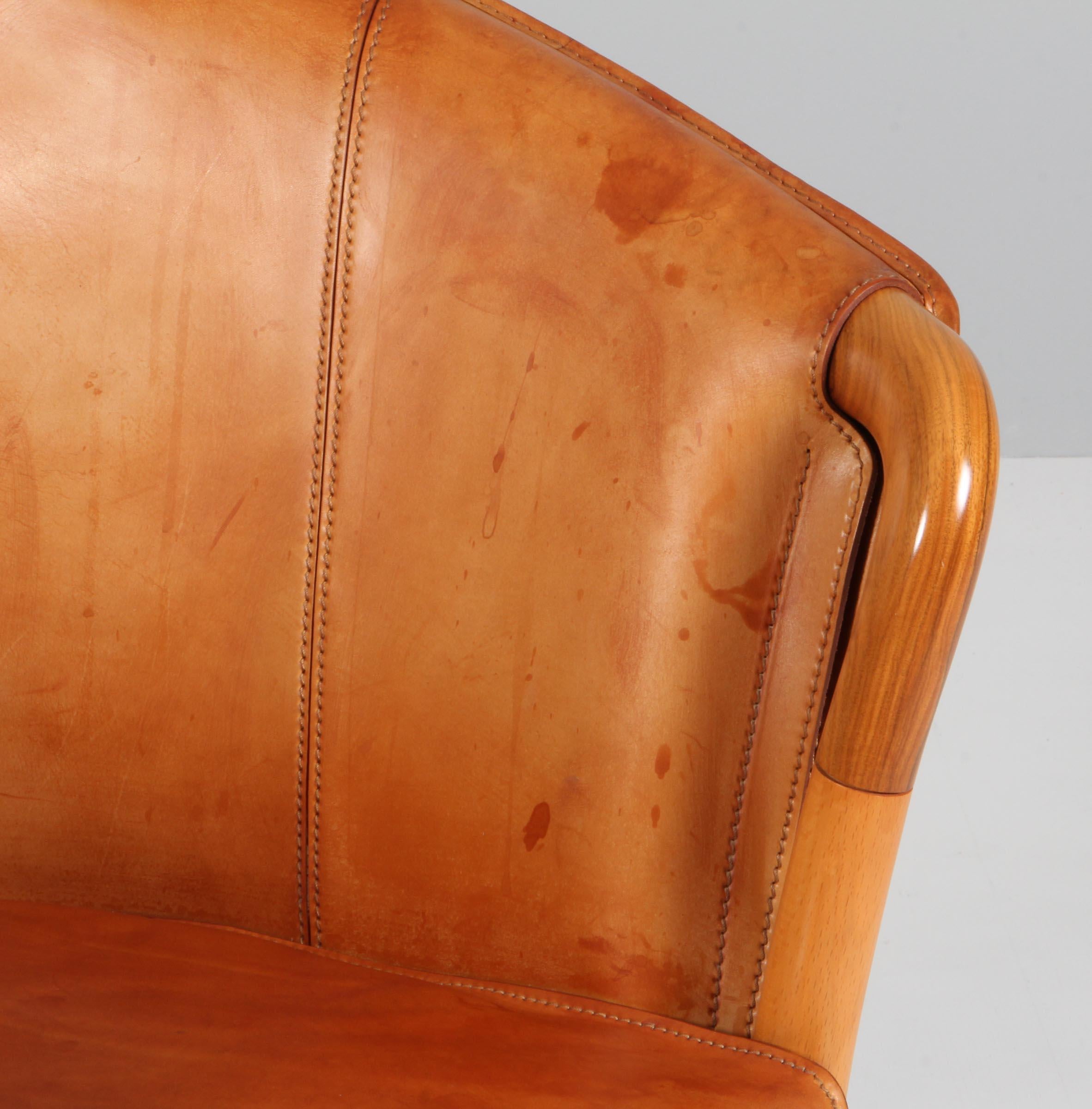 Mid-Century Modern Umberto Asnago for Giorgetti lounge chair in saddle leather