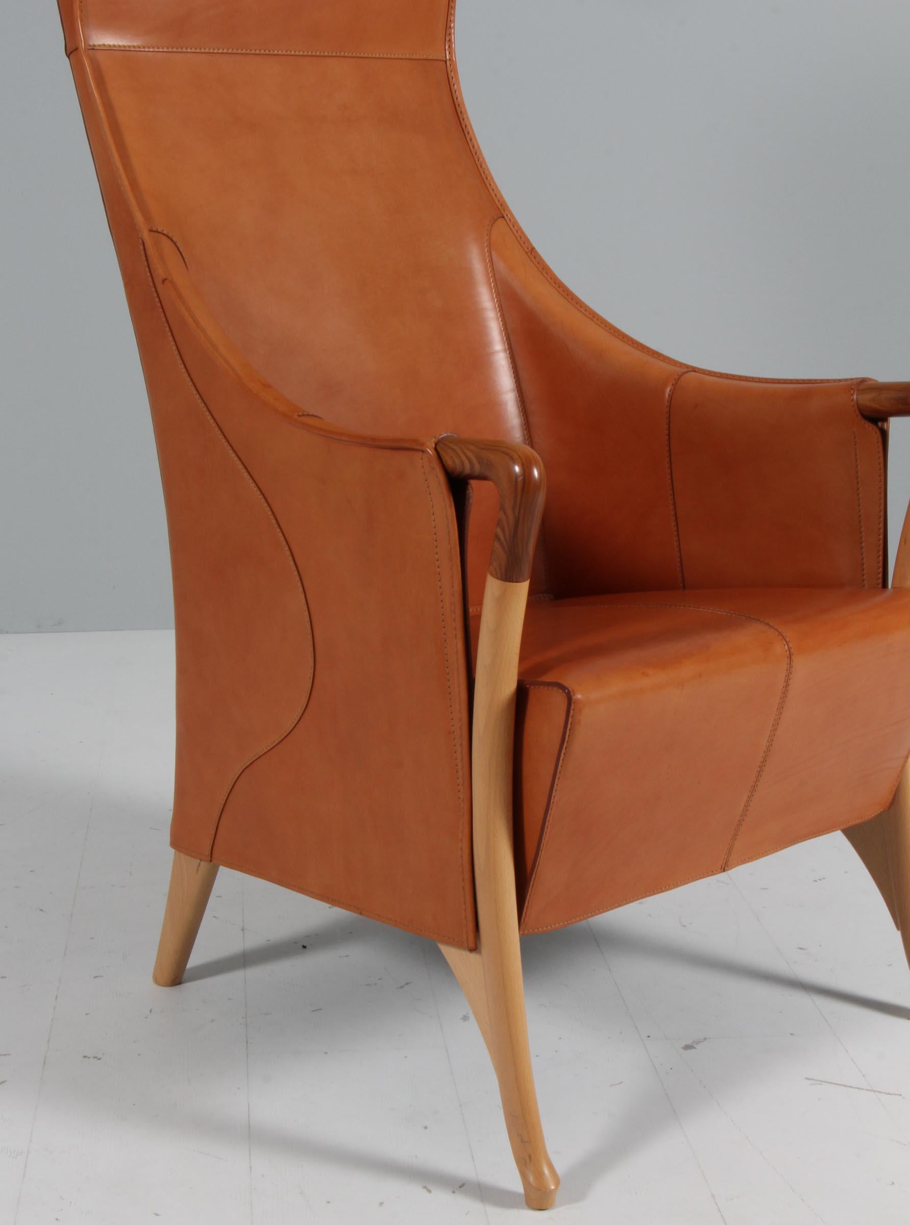 Italian Umberto Asnago for Giorgetti lounge chair in saddle leather For Sale