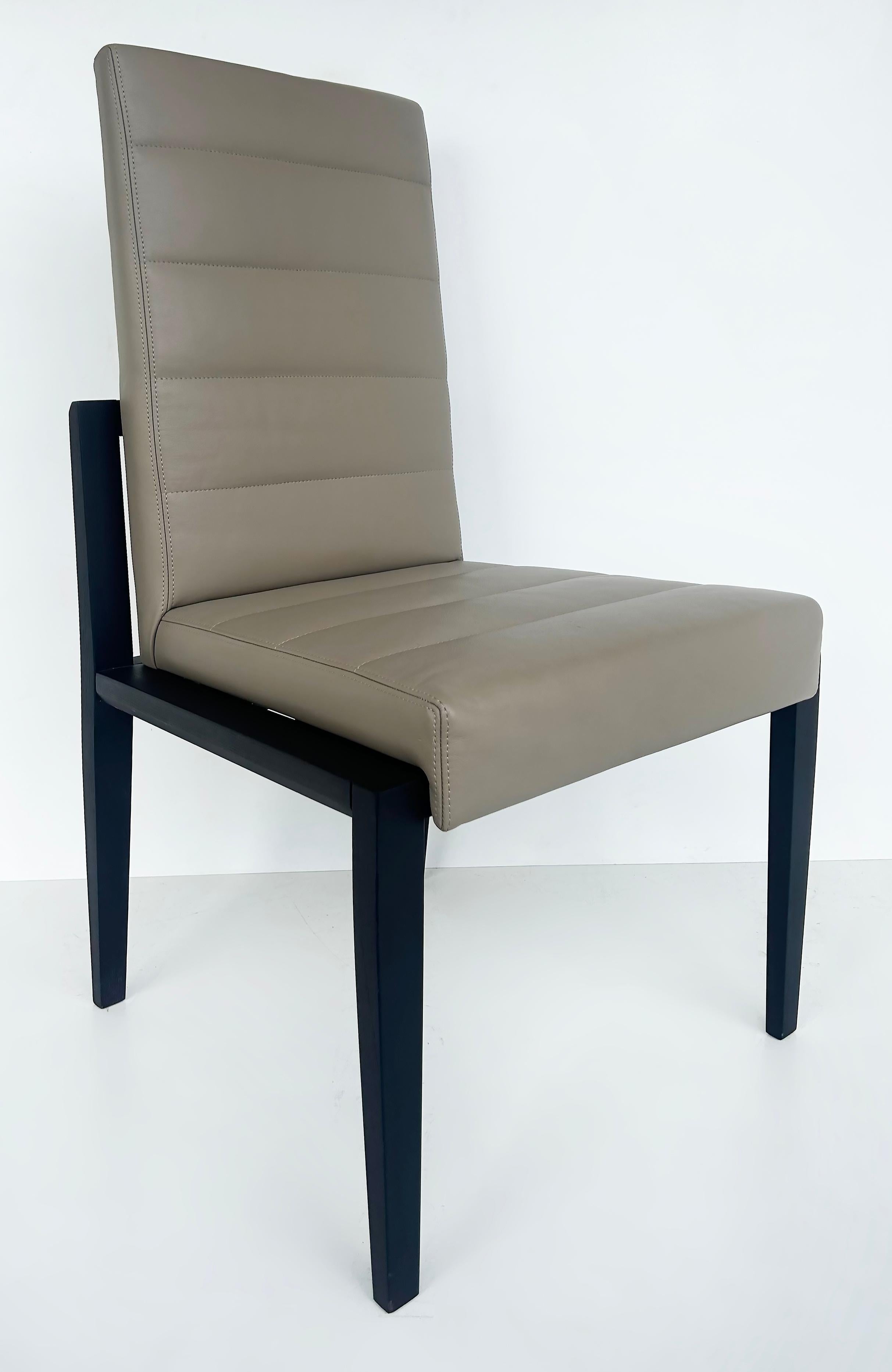 Stained Umberto Asnago for Mobilidea Italian Leather/Oak Tall Chairs, Pair For Sale
