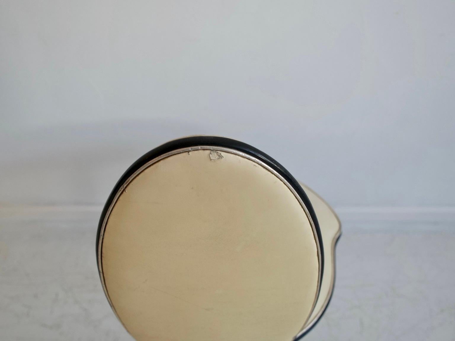 20th Century Umberto Mascagni Cream and Black Vinyl Chair For Sale