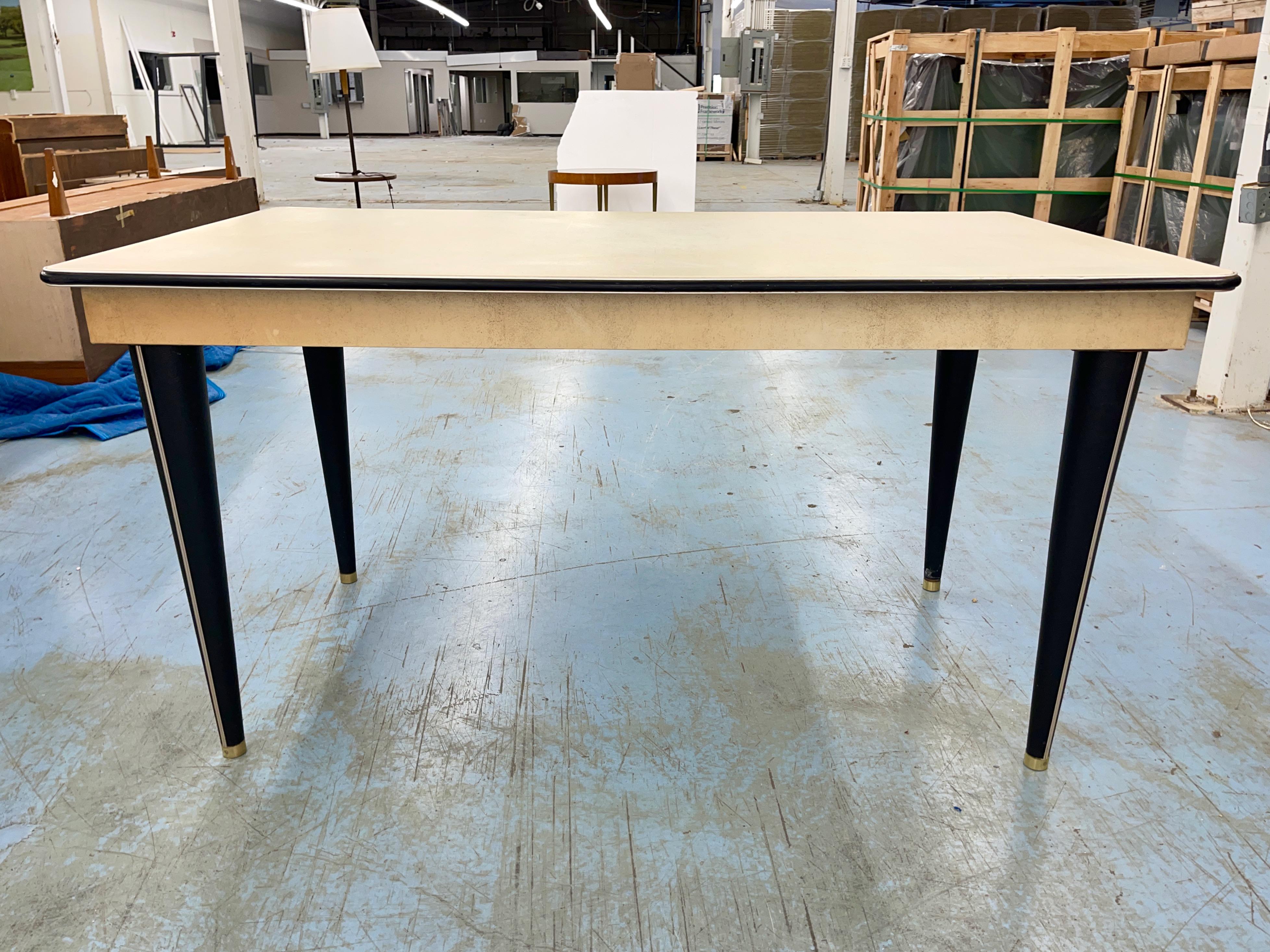 Mid-20th Century Umberto Mascagni Dining Table For Sale
