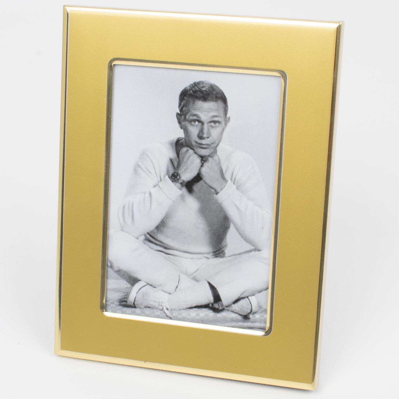Umberto Mascagni Marco de aluminio dorado esmerilado, hacia 1970 Moderno de mediados de siglo en venta