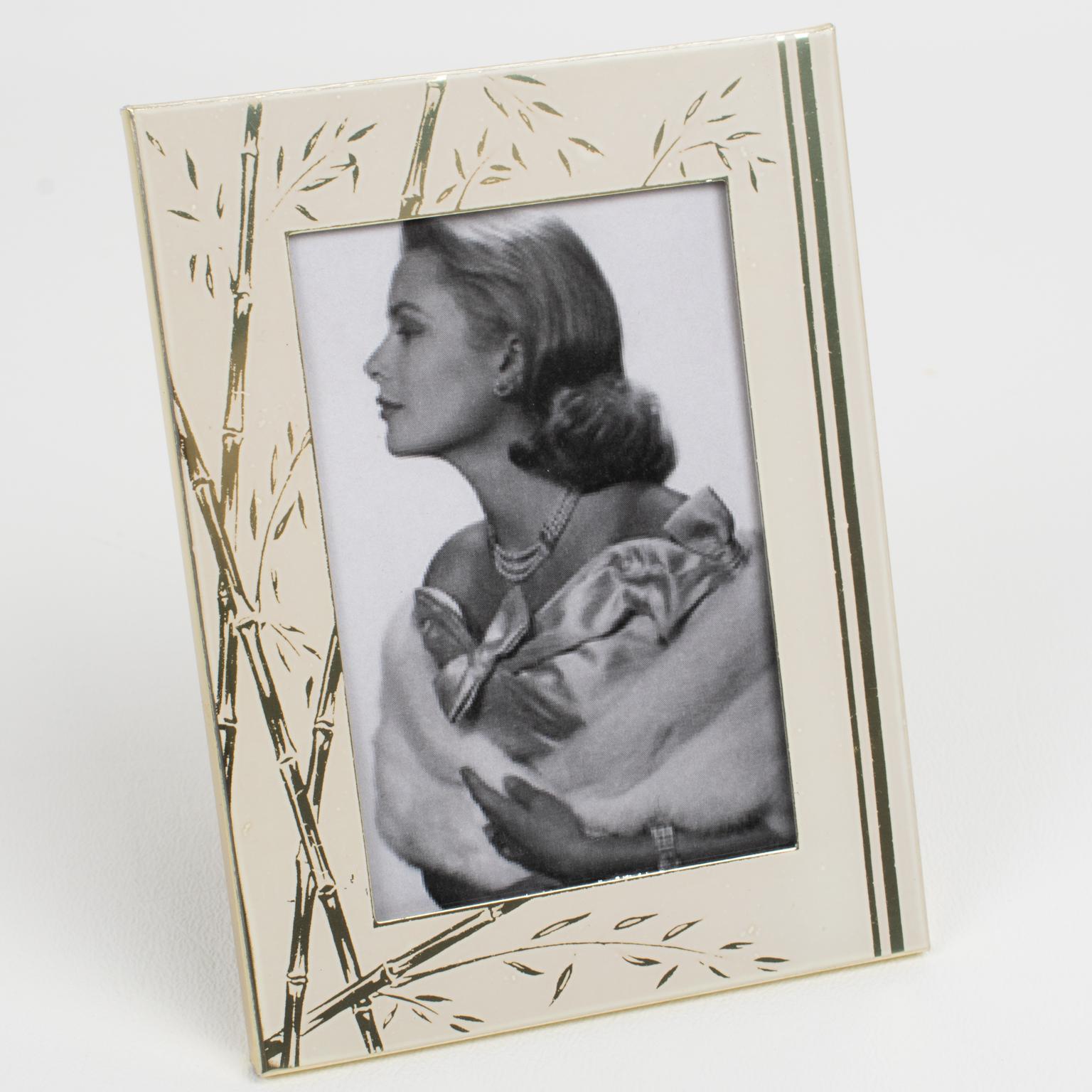 Mid-Century Modern Cadre photo d'Umberto Mascagni en aluminium blanc et doré, Italie, années 1970 en vente