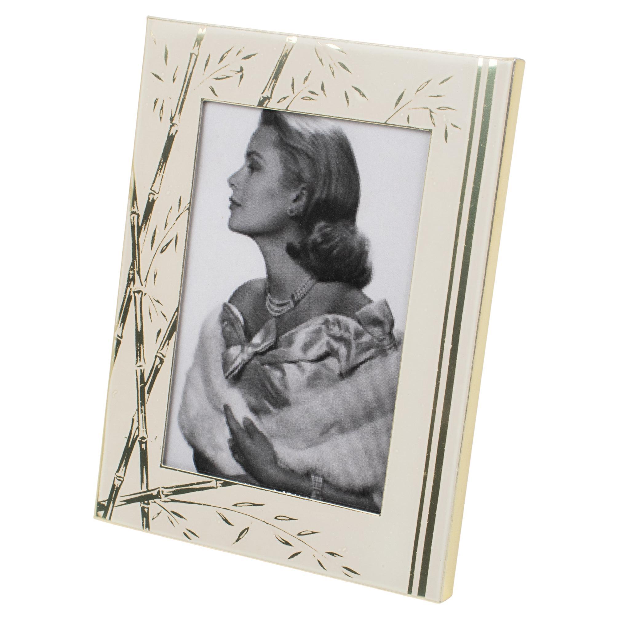 Umberto Mascagni White and Gilt Aluminum Picture Frame, Italy 1970s