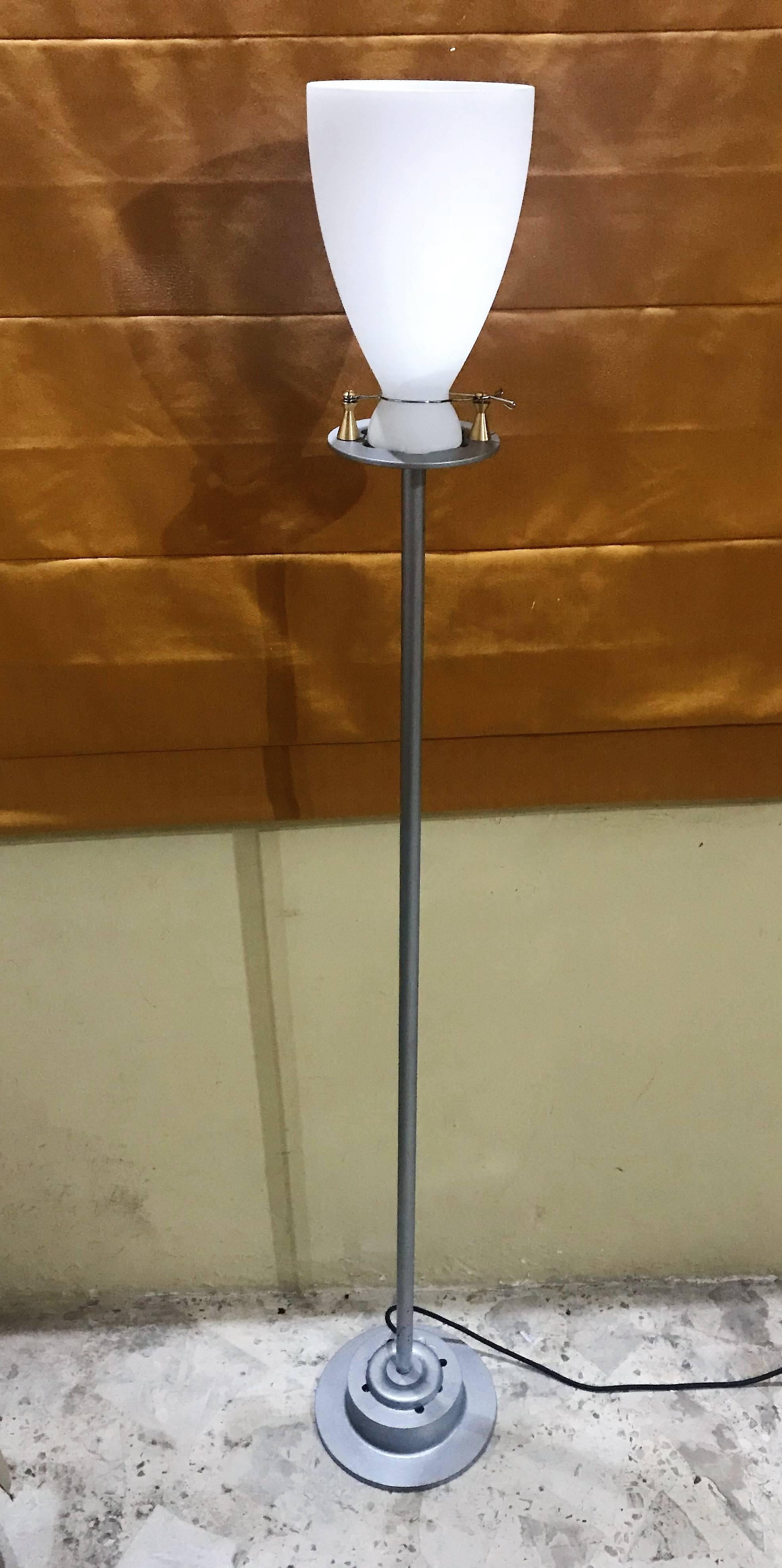 Beautiful floor lamp by designed by Umberto Riva in 1989 for Fontana Arte in aluminum, bronze and Murano glass.
 