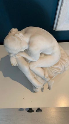Umberto Stiaccini, sculpture italienne en marbre blanc du 19ème siècle « Dame tournée »