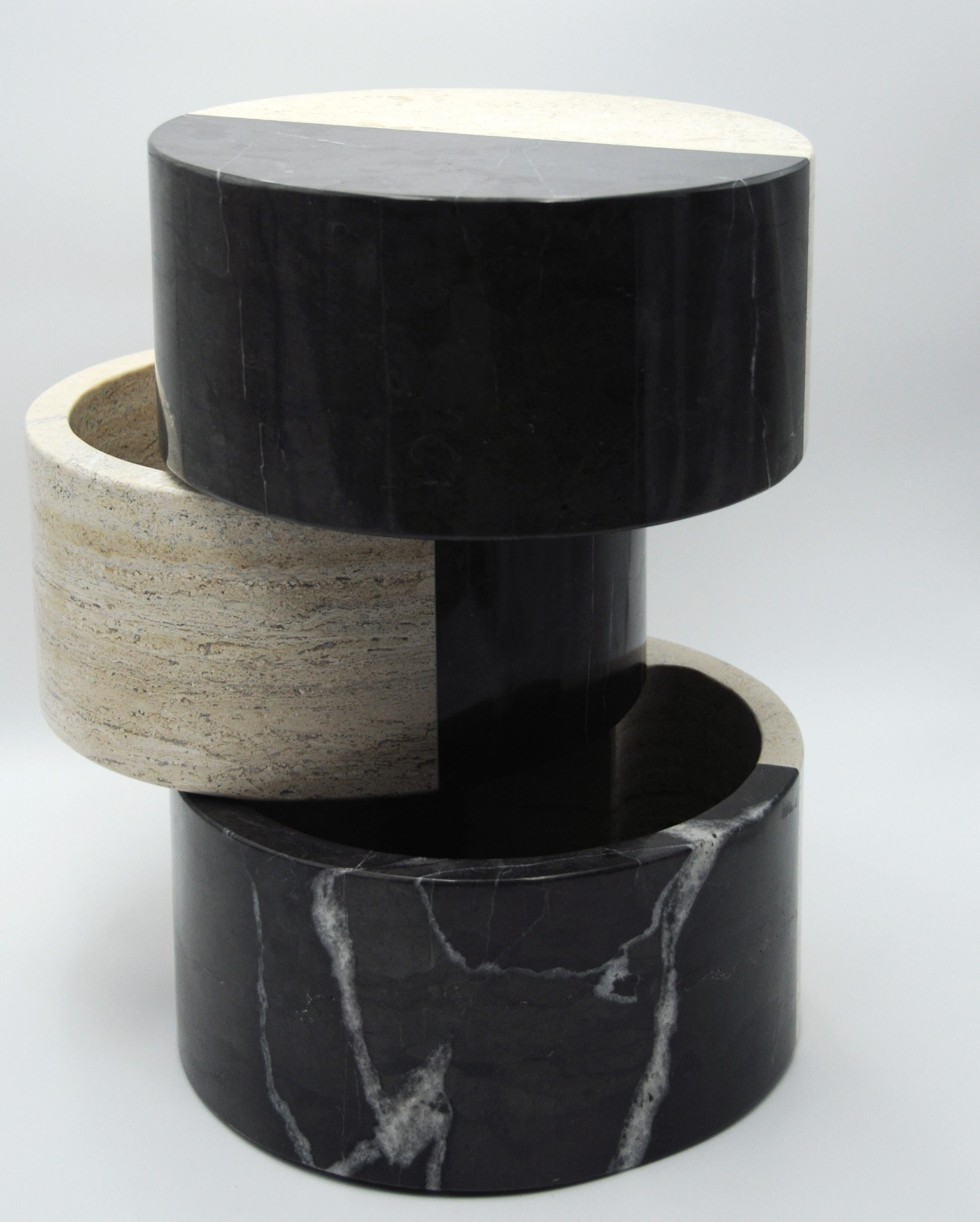 Poli Table d'appoint Umbral en vente